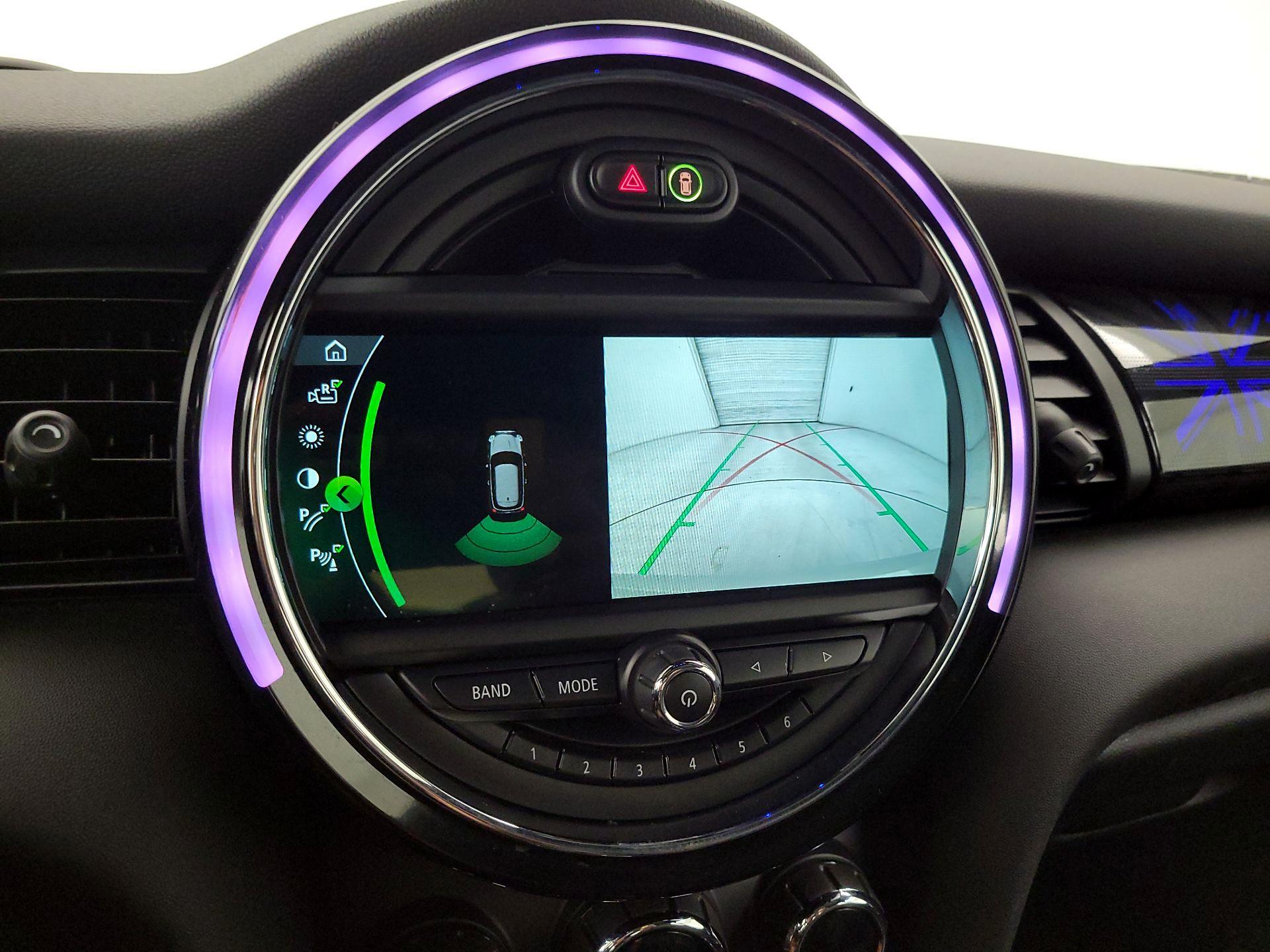 Thumbnail: 2019 MINI Cooper Hardtop - 15