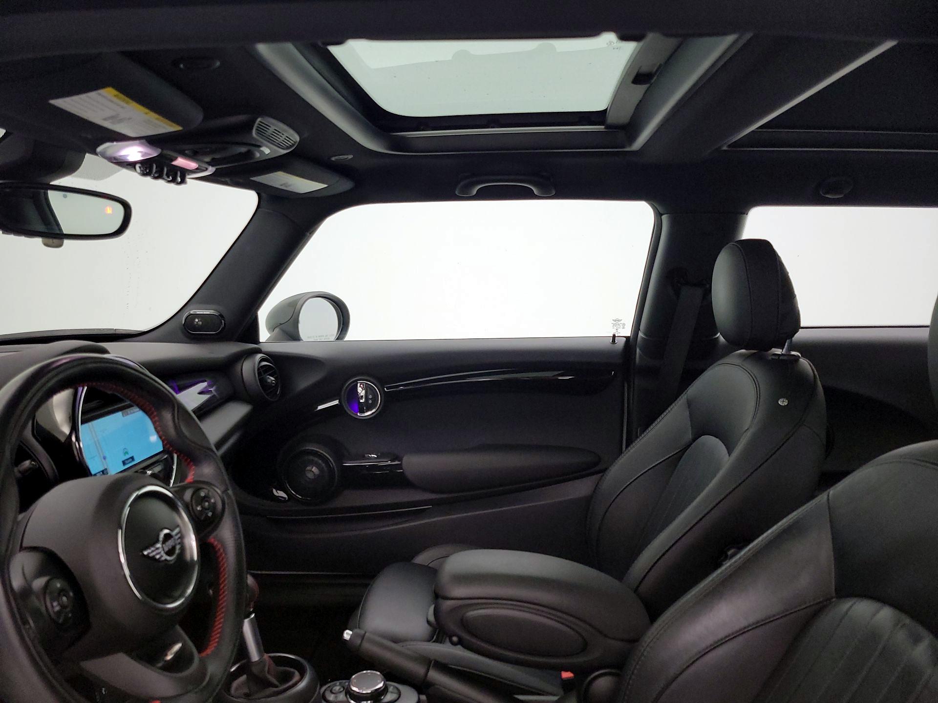 Thumbnail: 2019 MINI Cooper Hardtop - 20