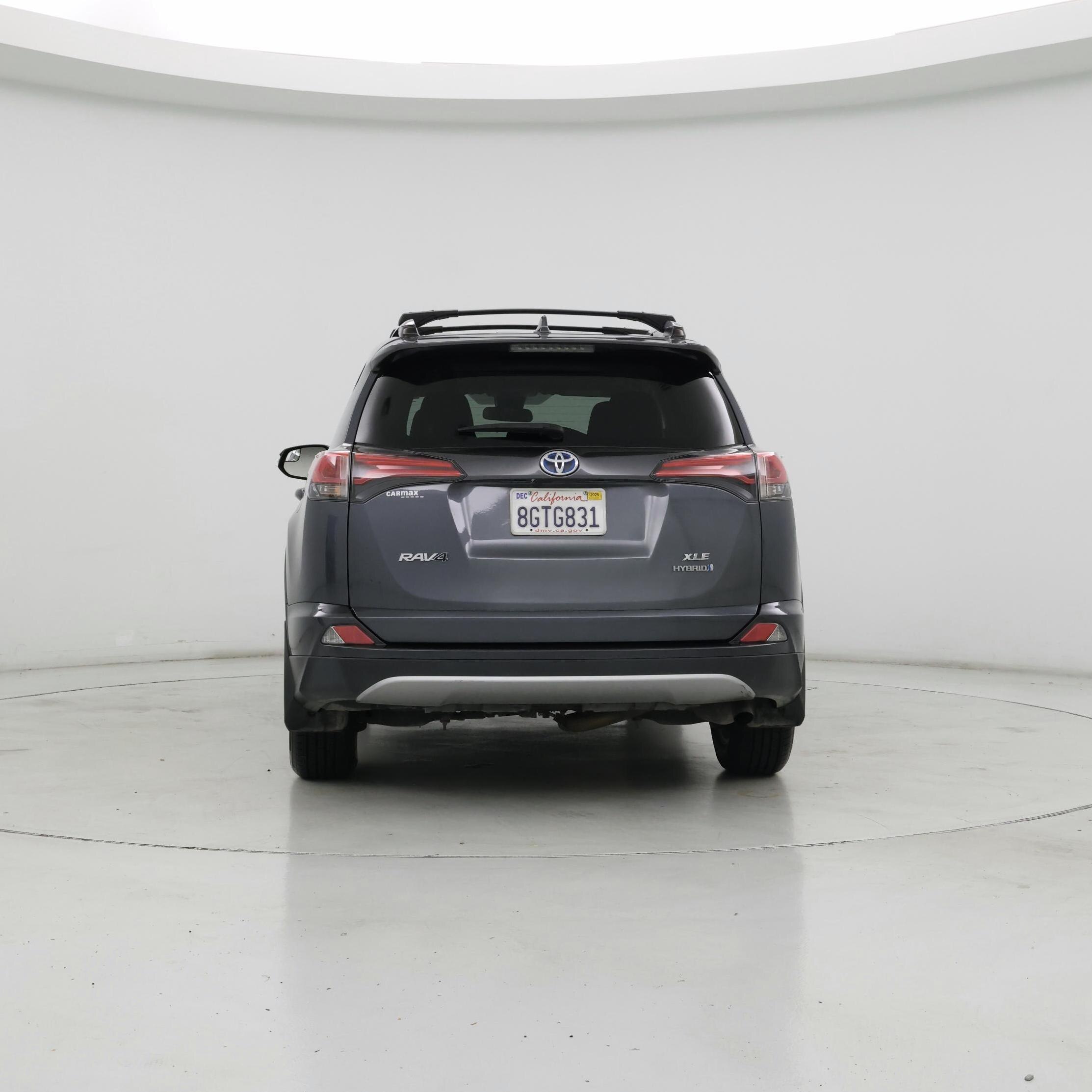Thumbnail: 2018 Toyota RAV4 - 6