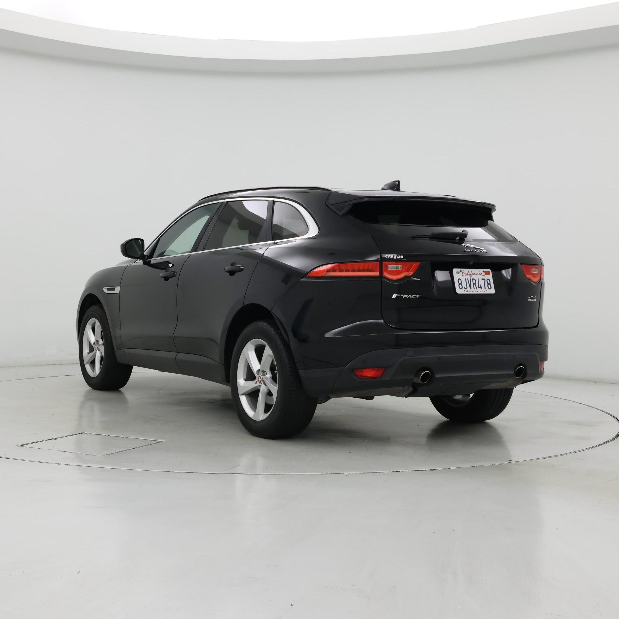 Thumbnail: 2019 Jaguar F-Pace - 2