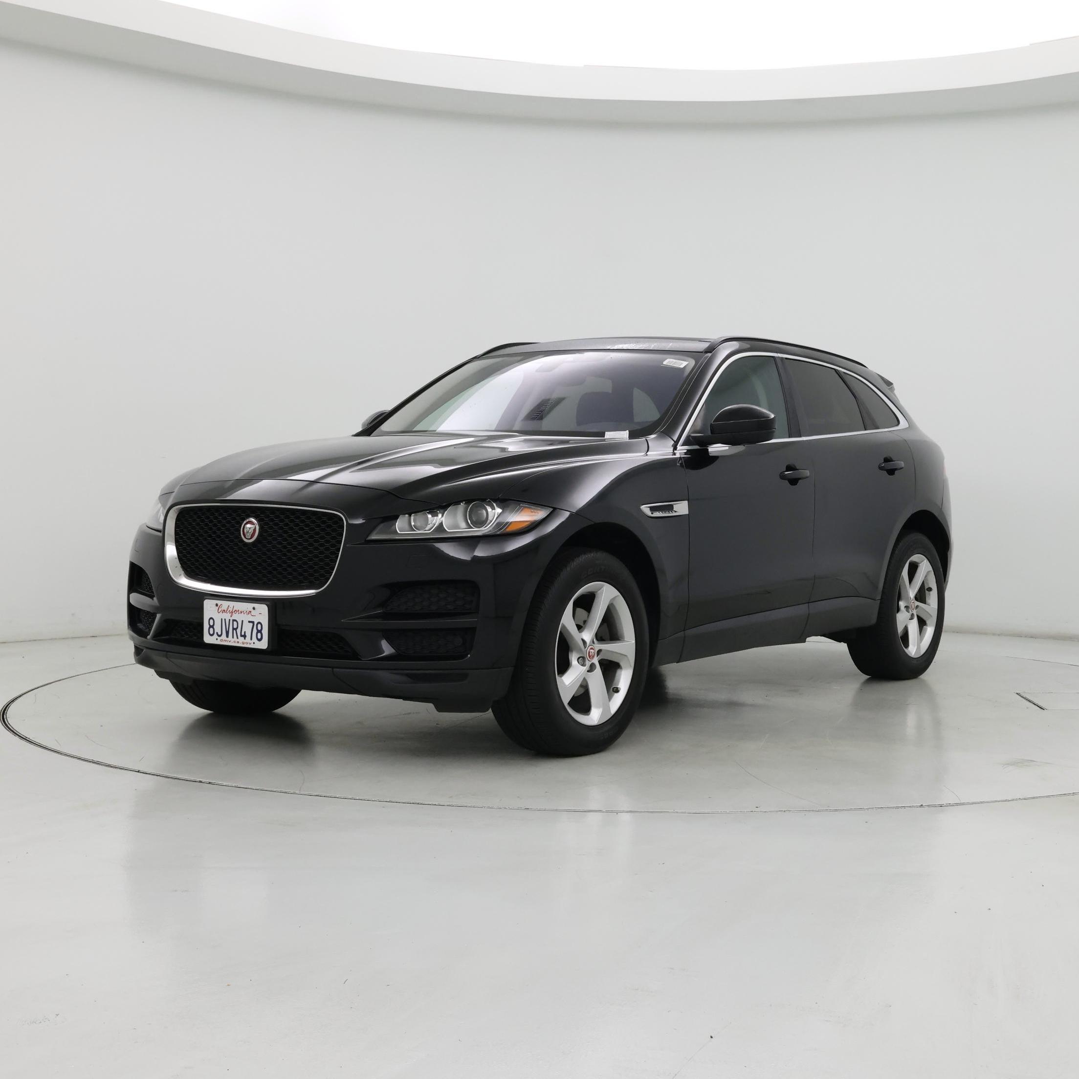 Thumbnail: 2019 Jaguar F-Pace - 4