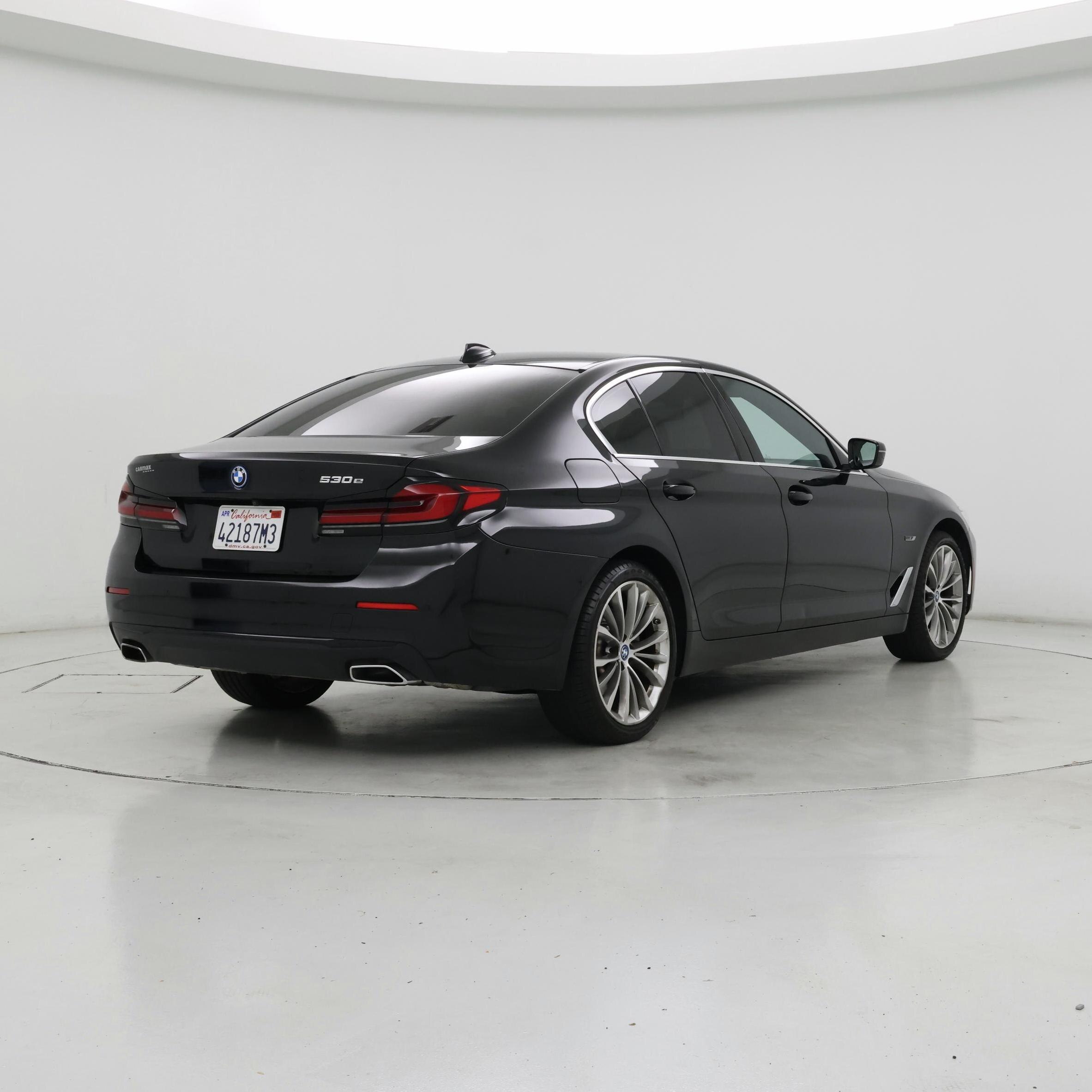 Thumbnail: 2022 BMW 5 Series - 8