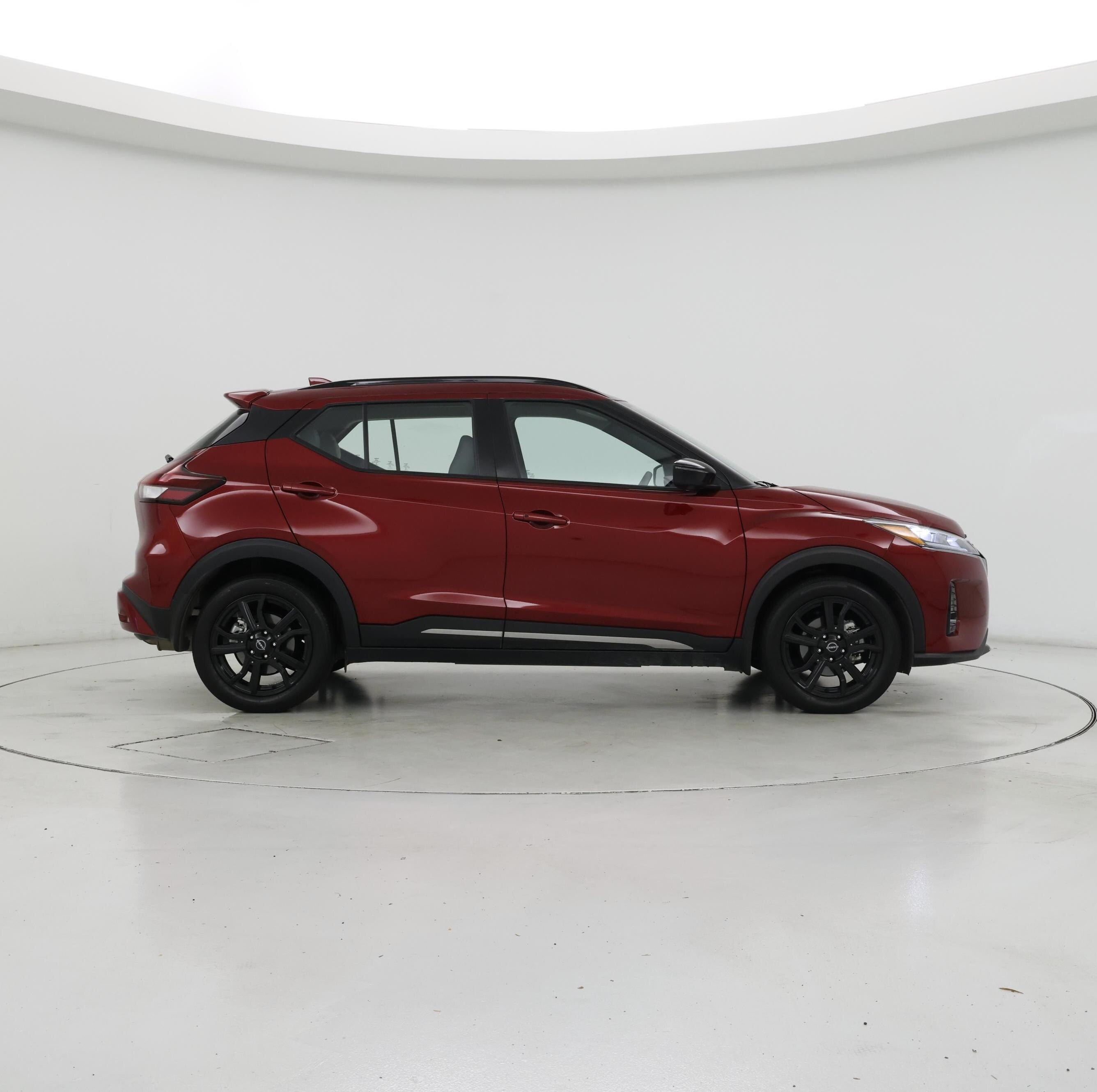 Thumbnail: 2023 Nissan Kicks - 7