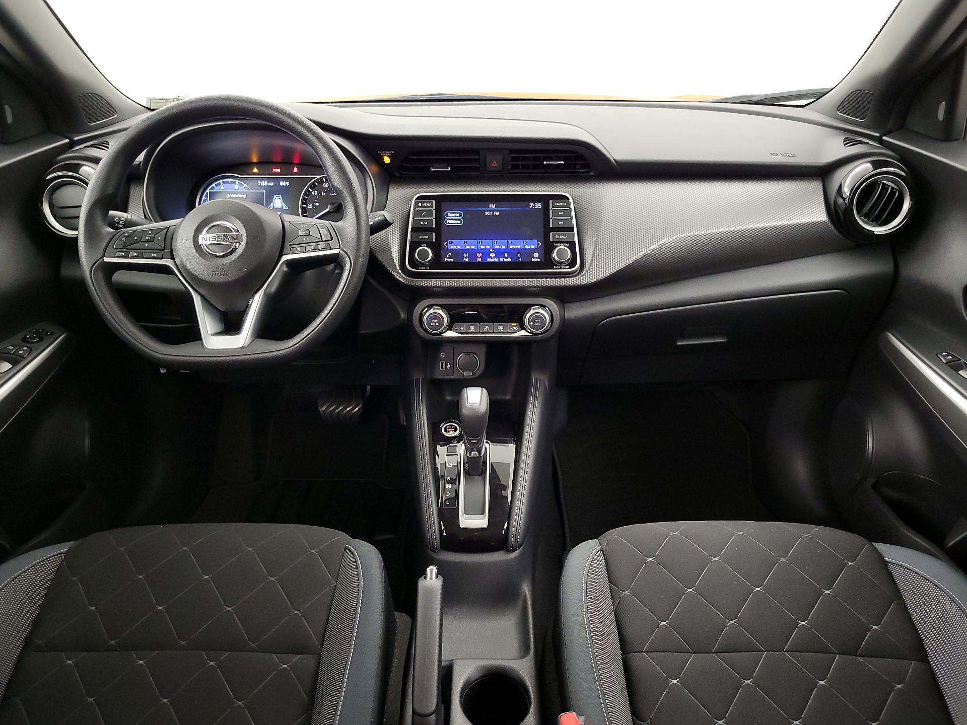 Thumbnail: 2020 Nissan Kicks - 9