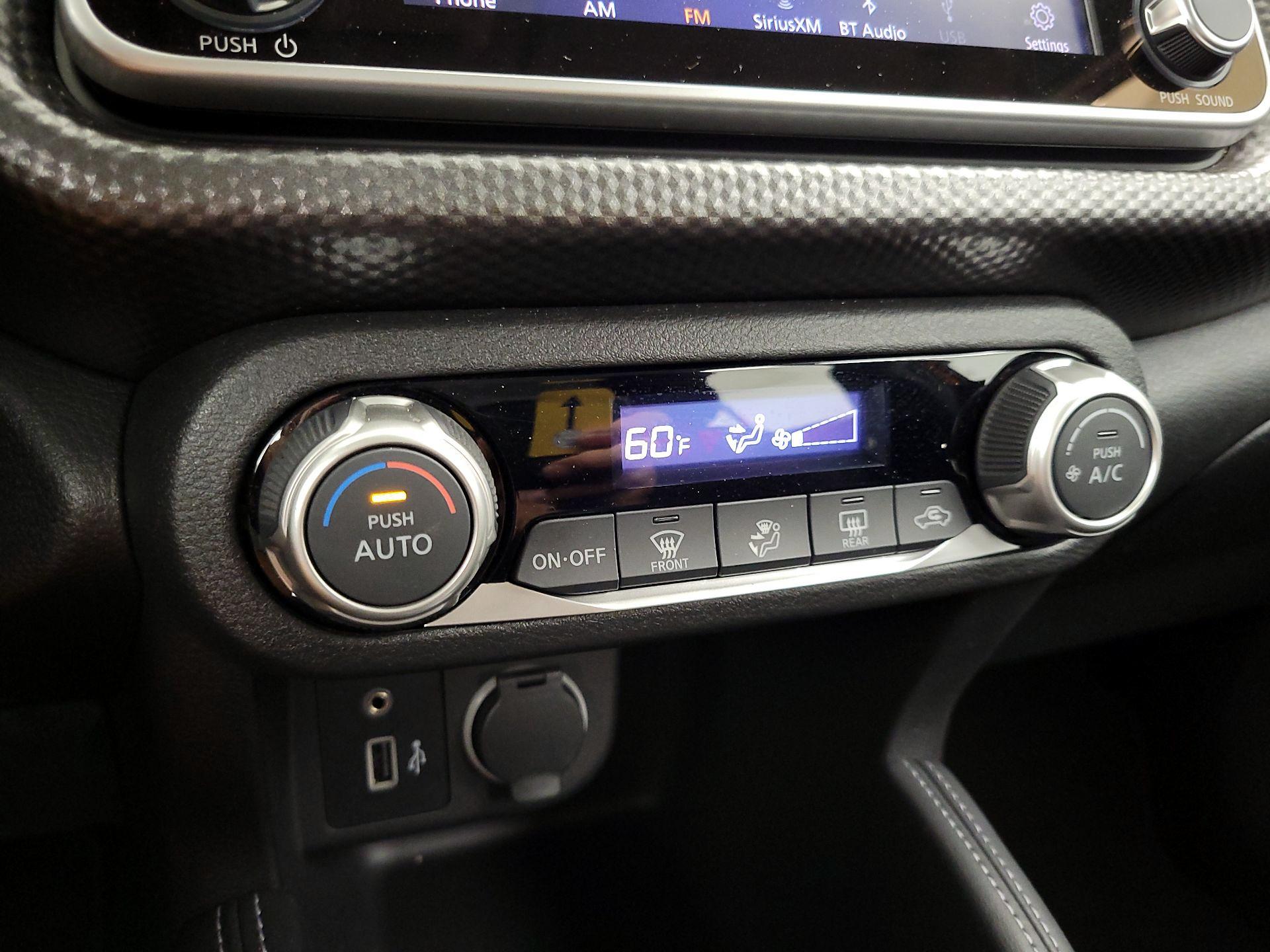 Thumbnail: 2020 Nissan Kicks - 15