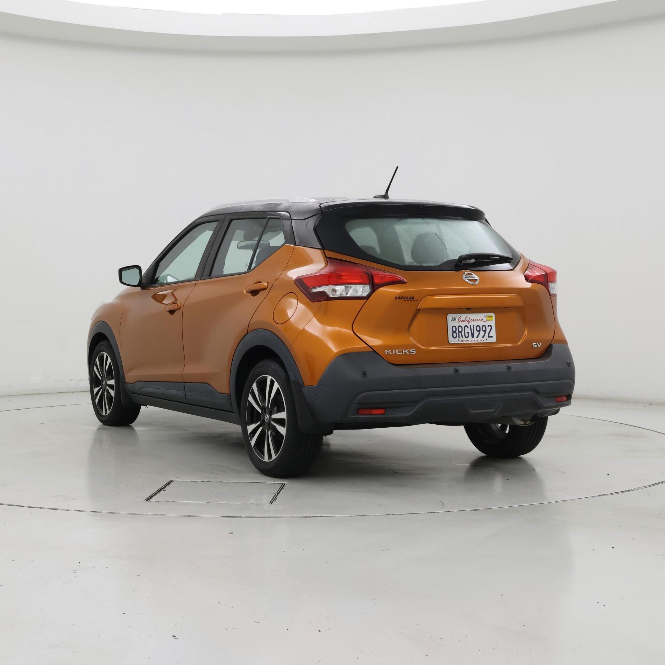 Thumbnail: 2020 Nissan Kicks - 2