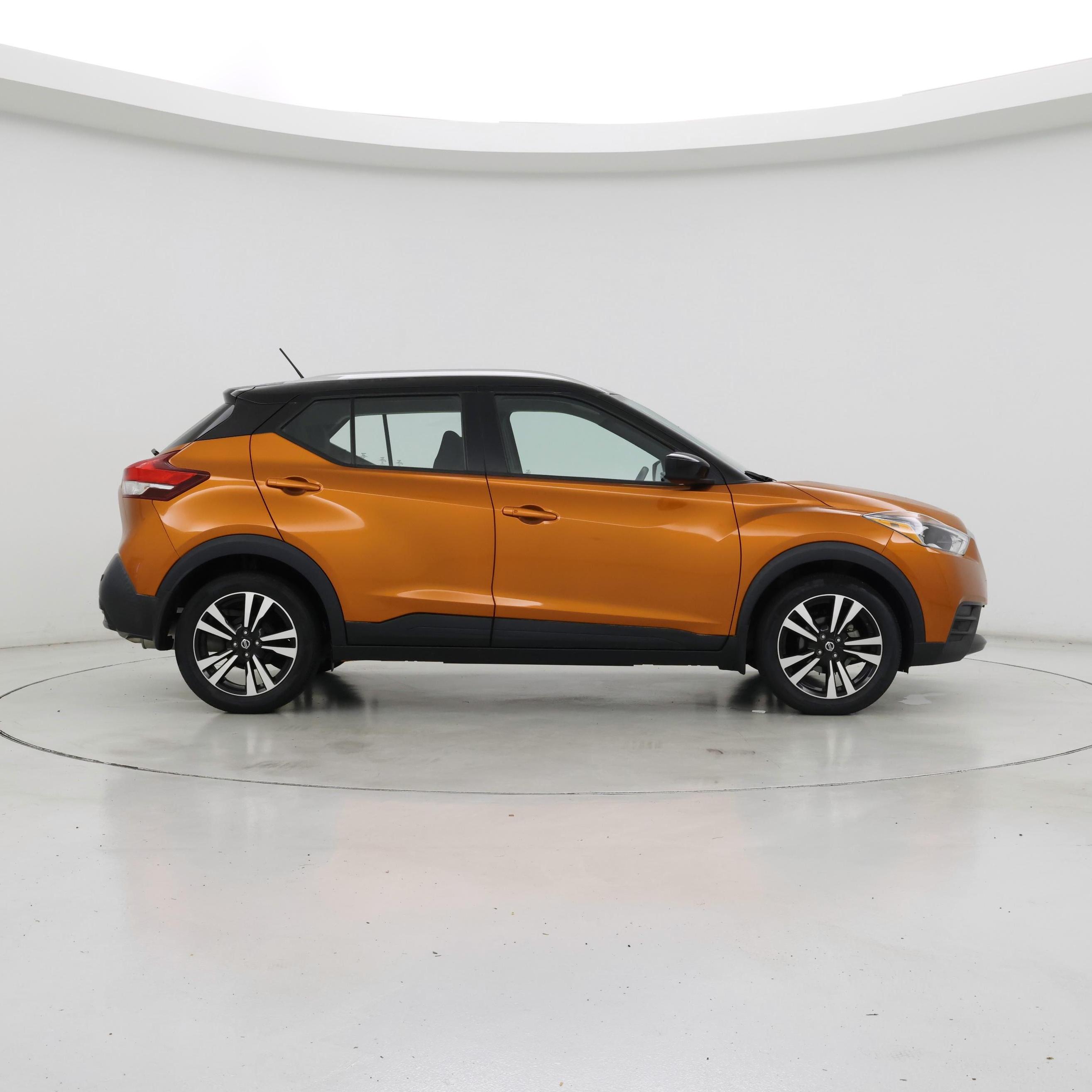 Thumbnail: 2020 Nissan Kicks - 7