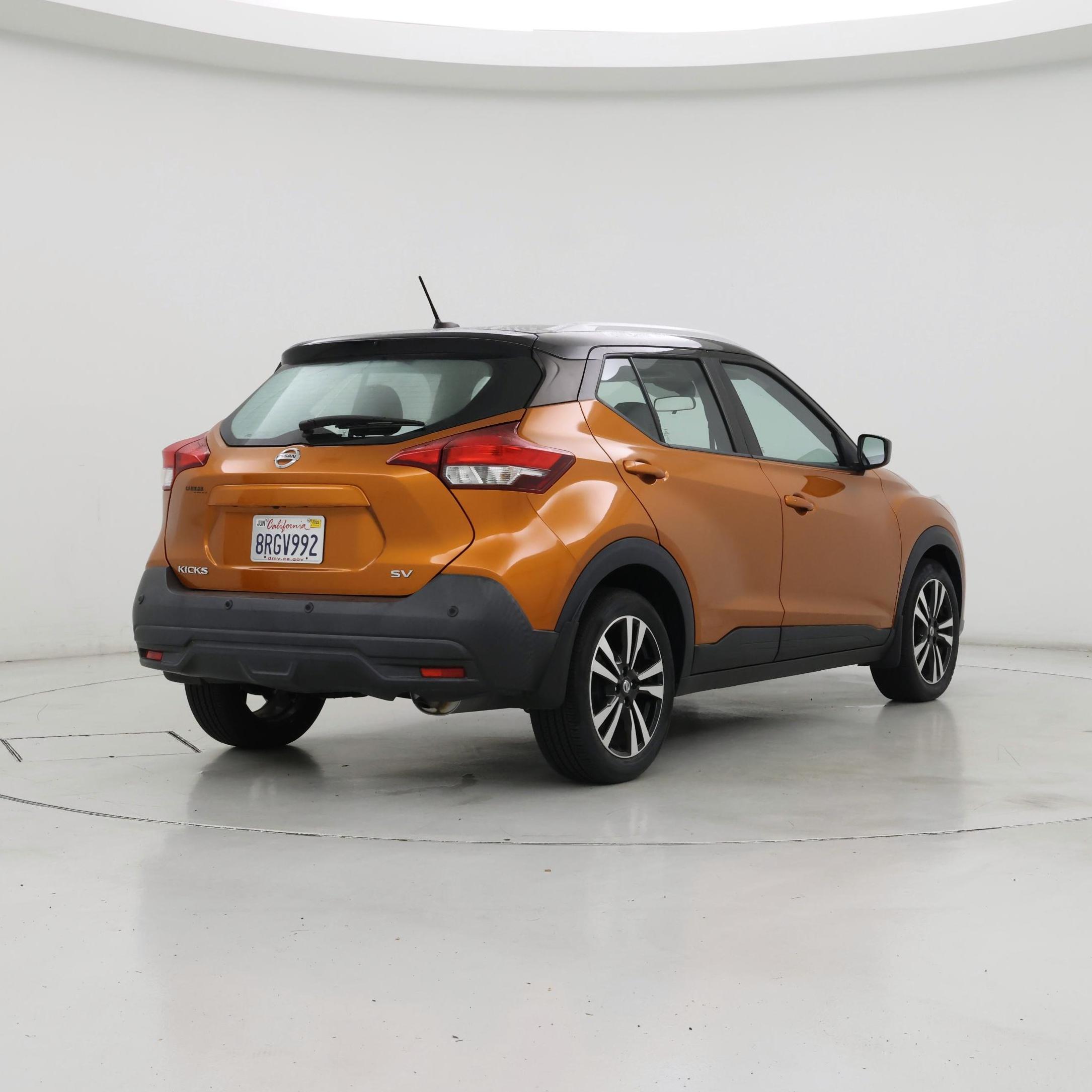 Thumbnail: 2020 Nissan Kicks - 8