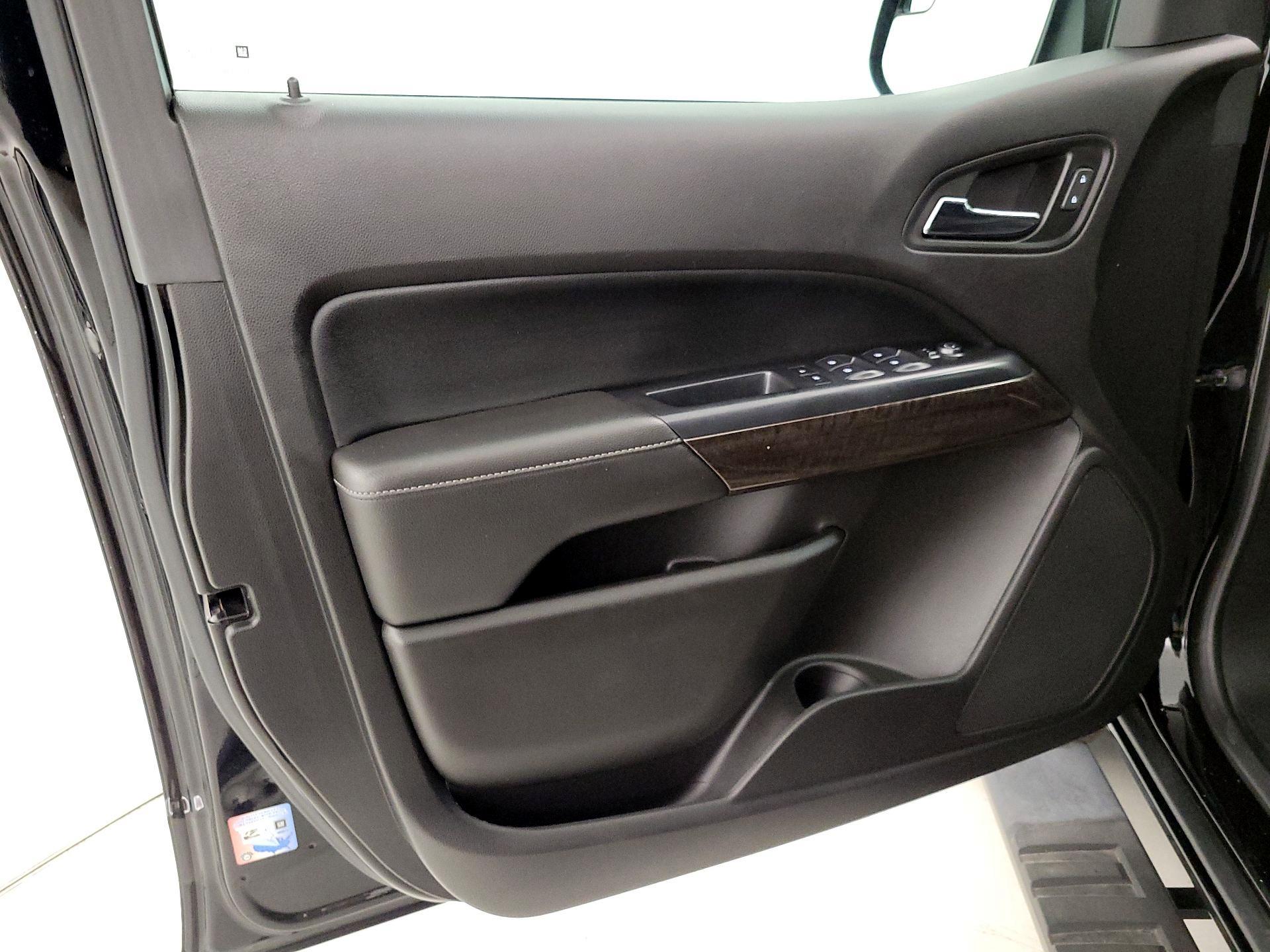 Thumbnail: 2018 GMC Canyon - 12