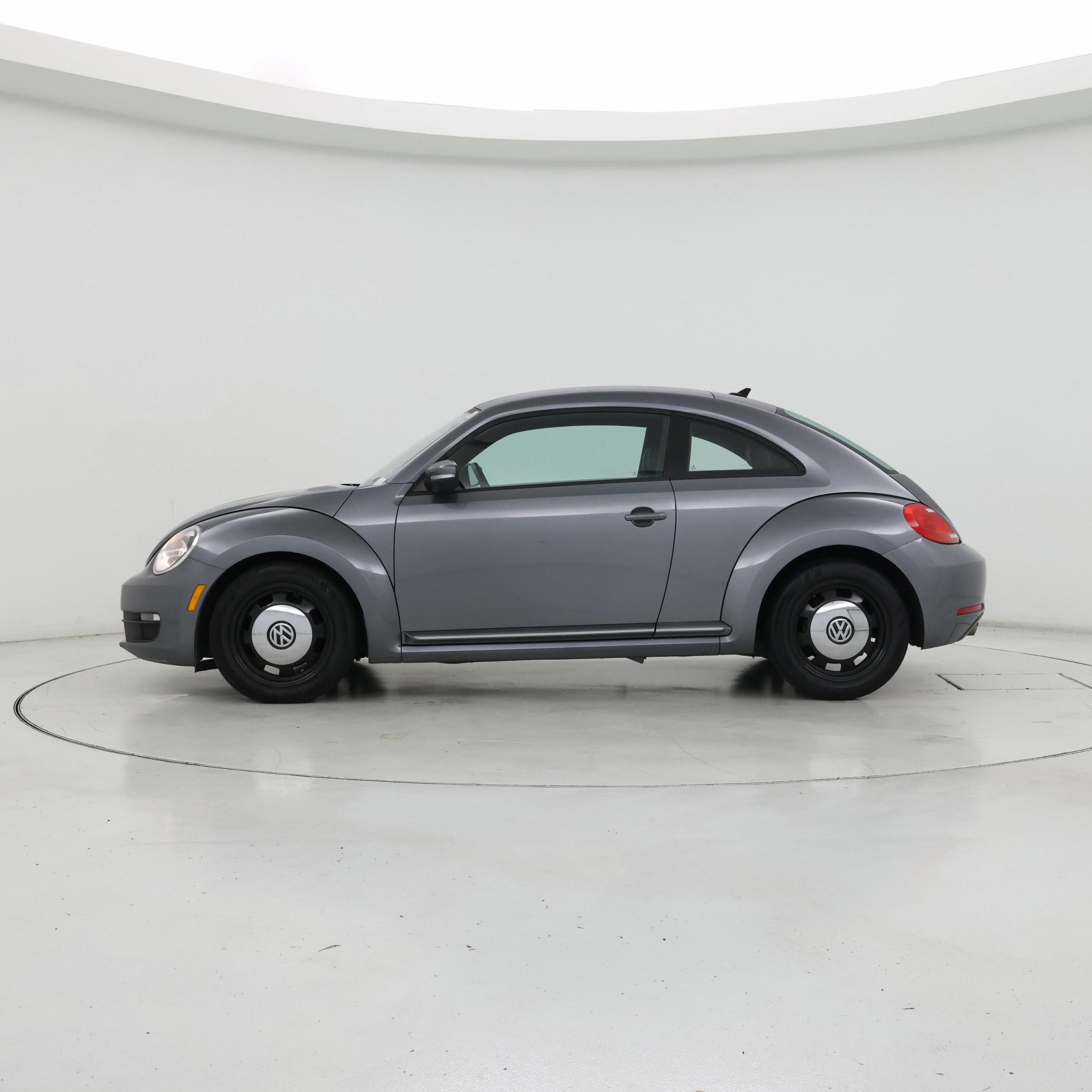 Thumbnail: 2014 Volkswagen Beetle - 3