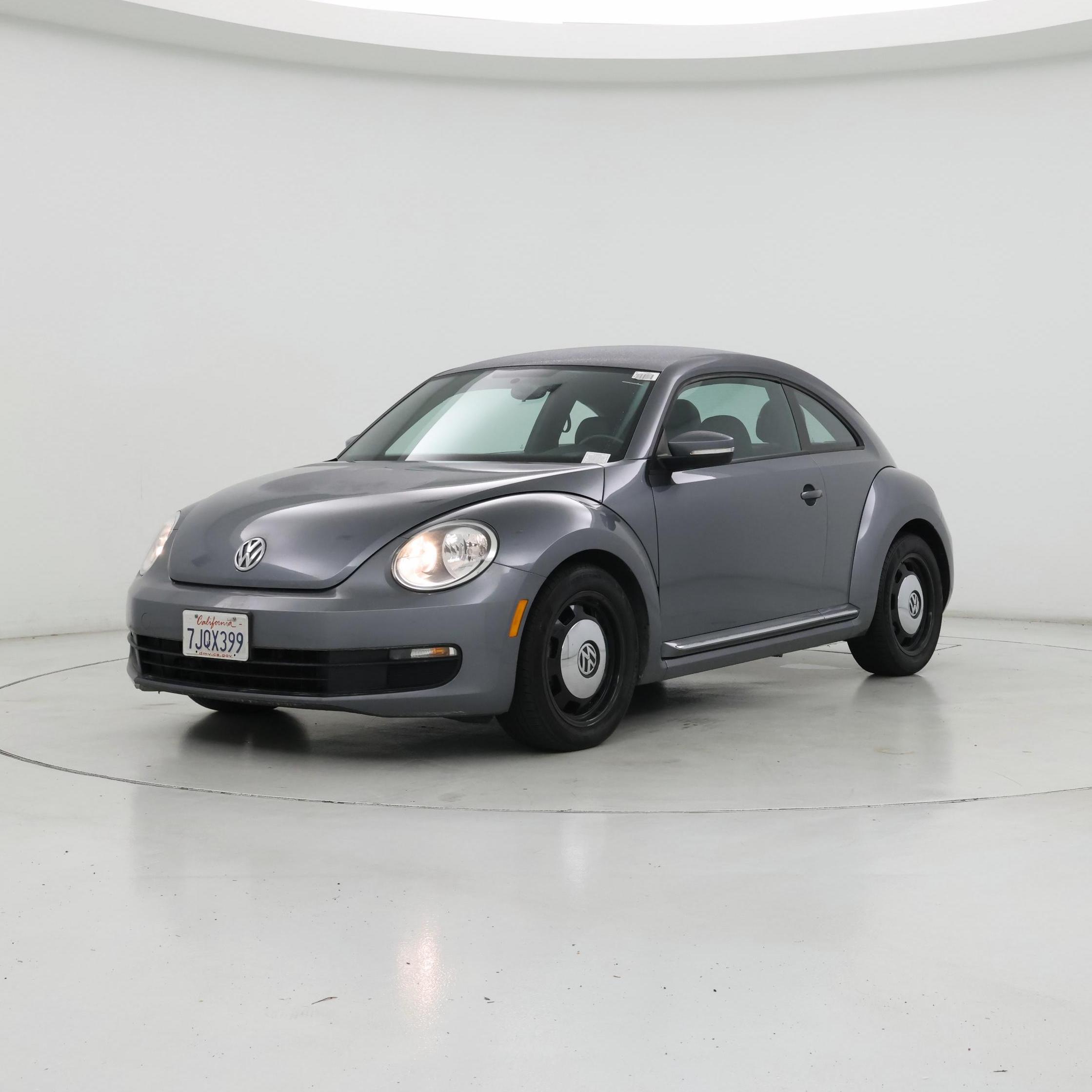 Thumbnail: 2014 Volkswagen Beetle - 4