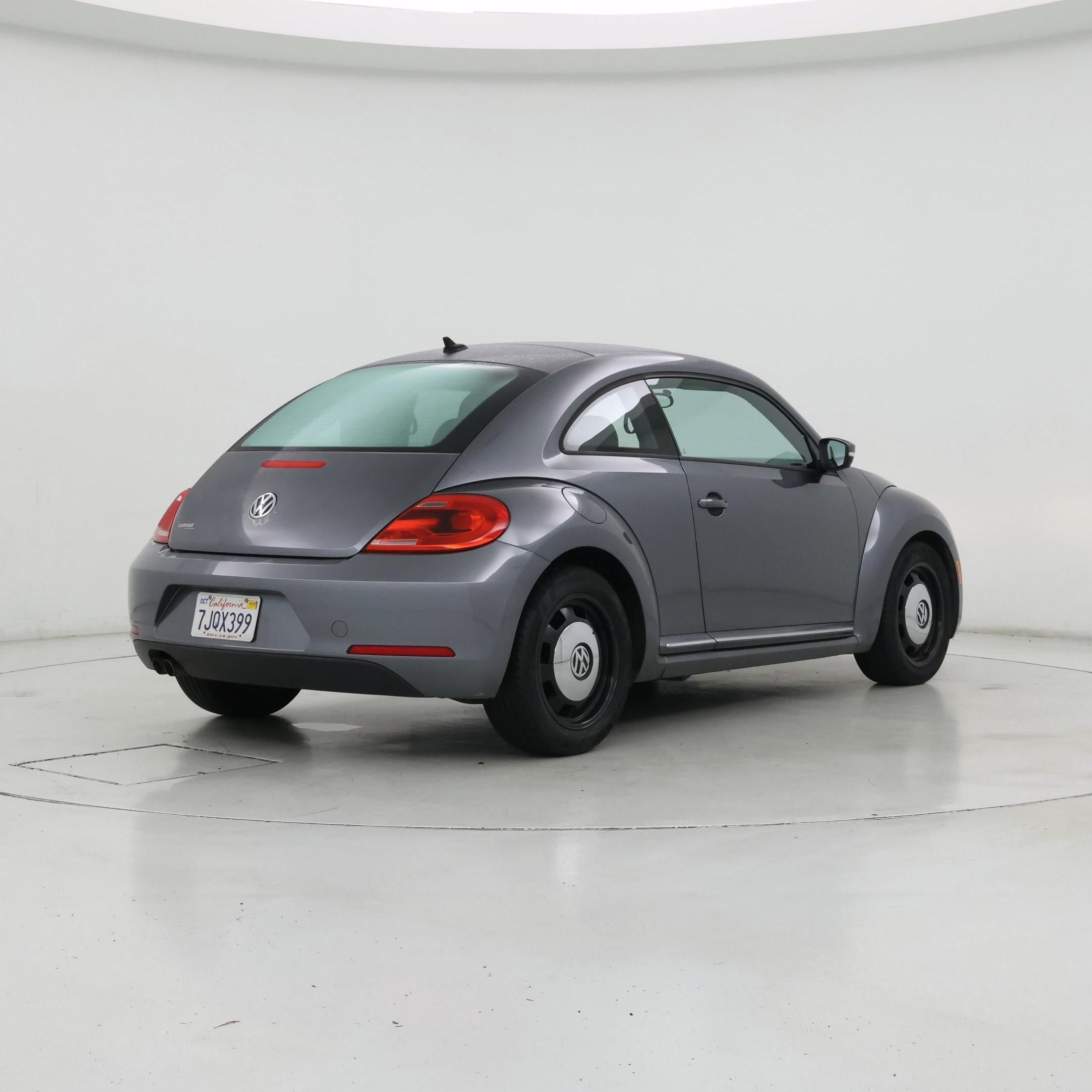 Thumbnail: 2014 Volkswagen Beetle - 8