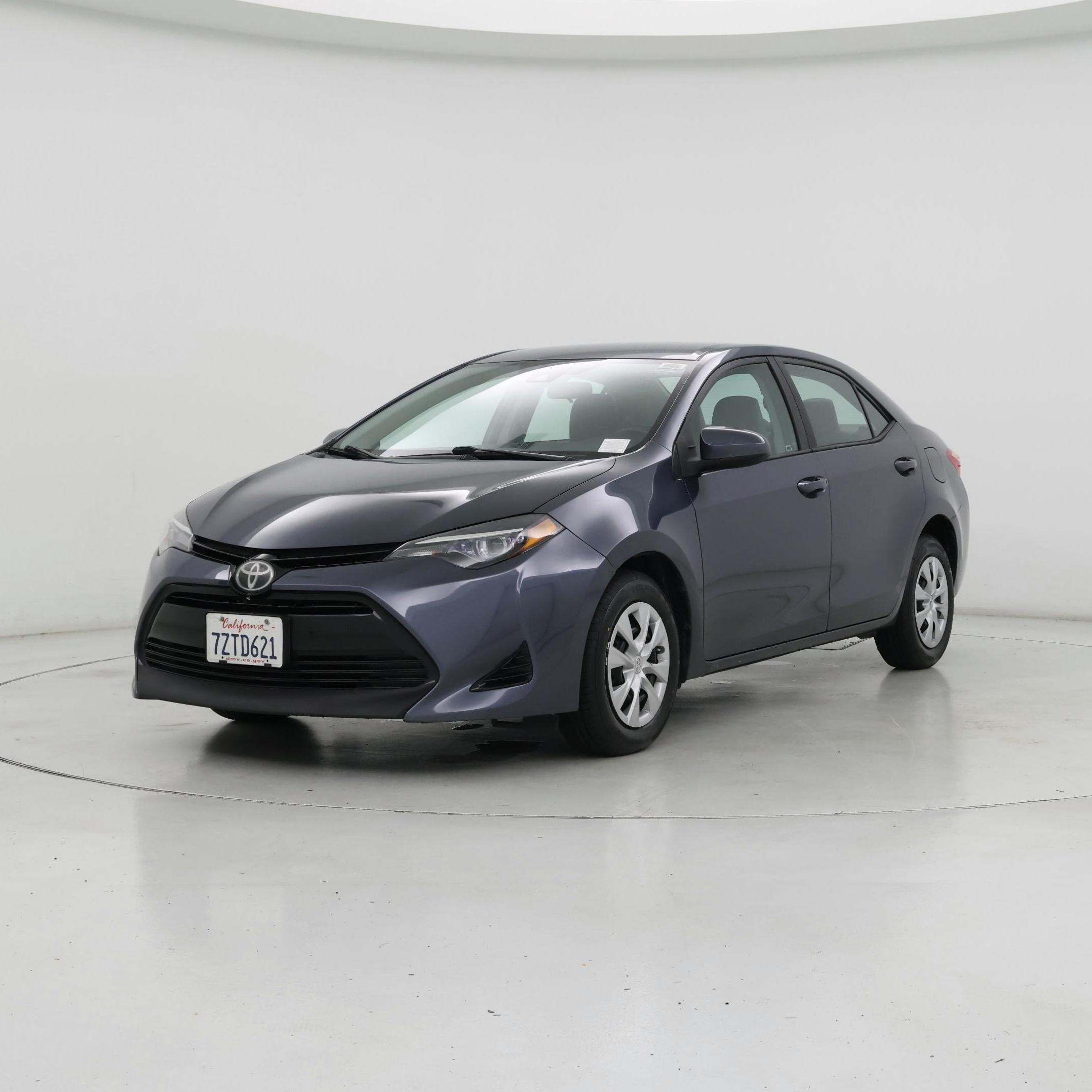 Thumbnail: 2017 Toyota Corolla - 4