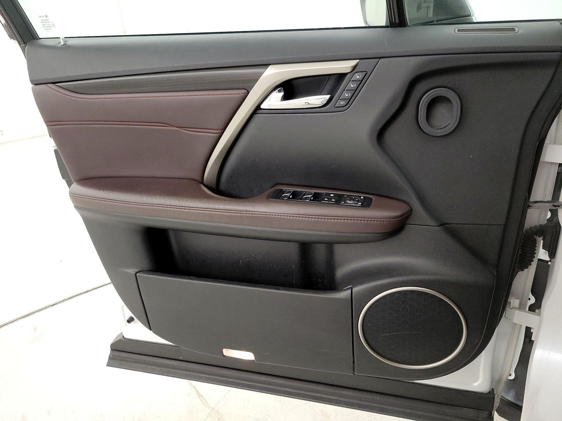 Thumbnail: 2016 Lexus RX - 12