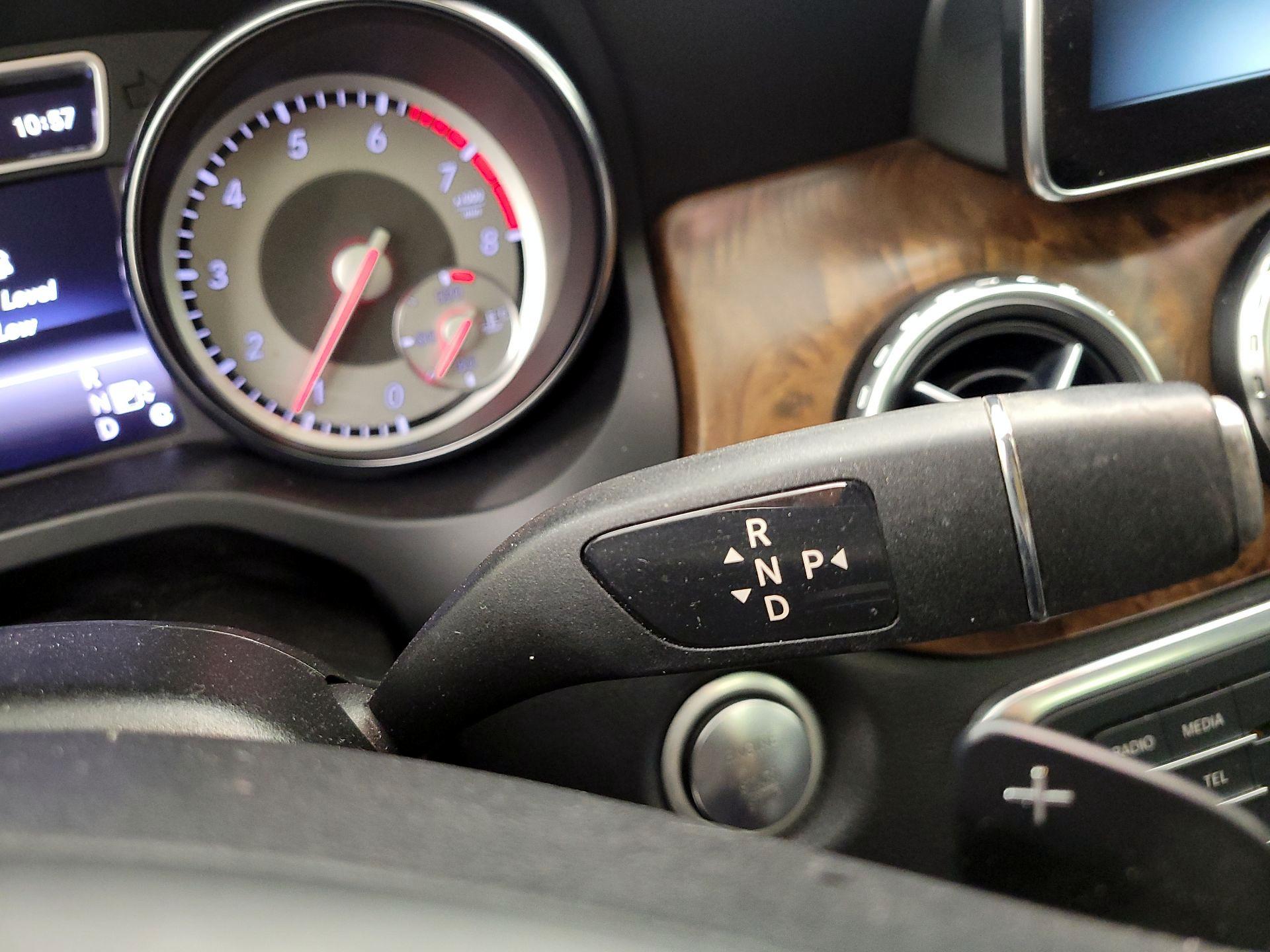 Thumbnail: 2016 Mercedes-Benz GLA - 17