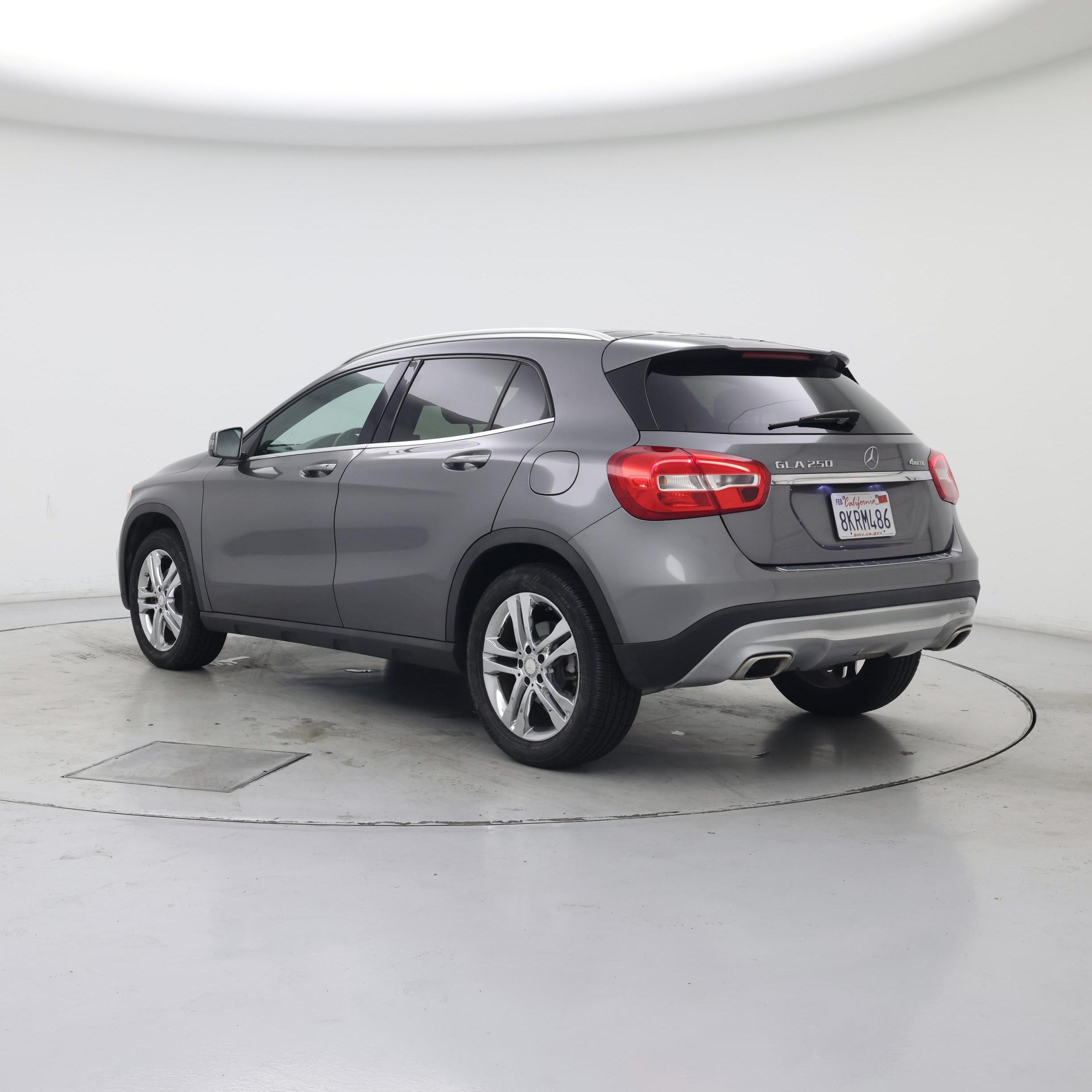 Thumbnail: 2016 Mercedes-Benz GLA - 2