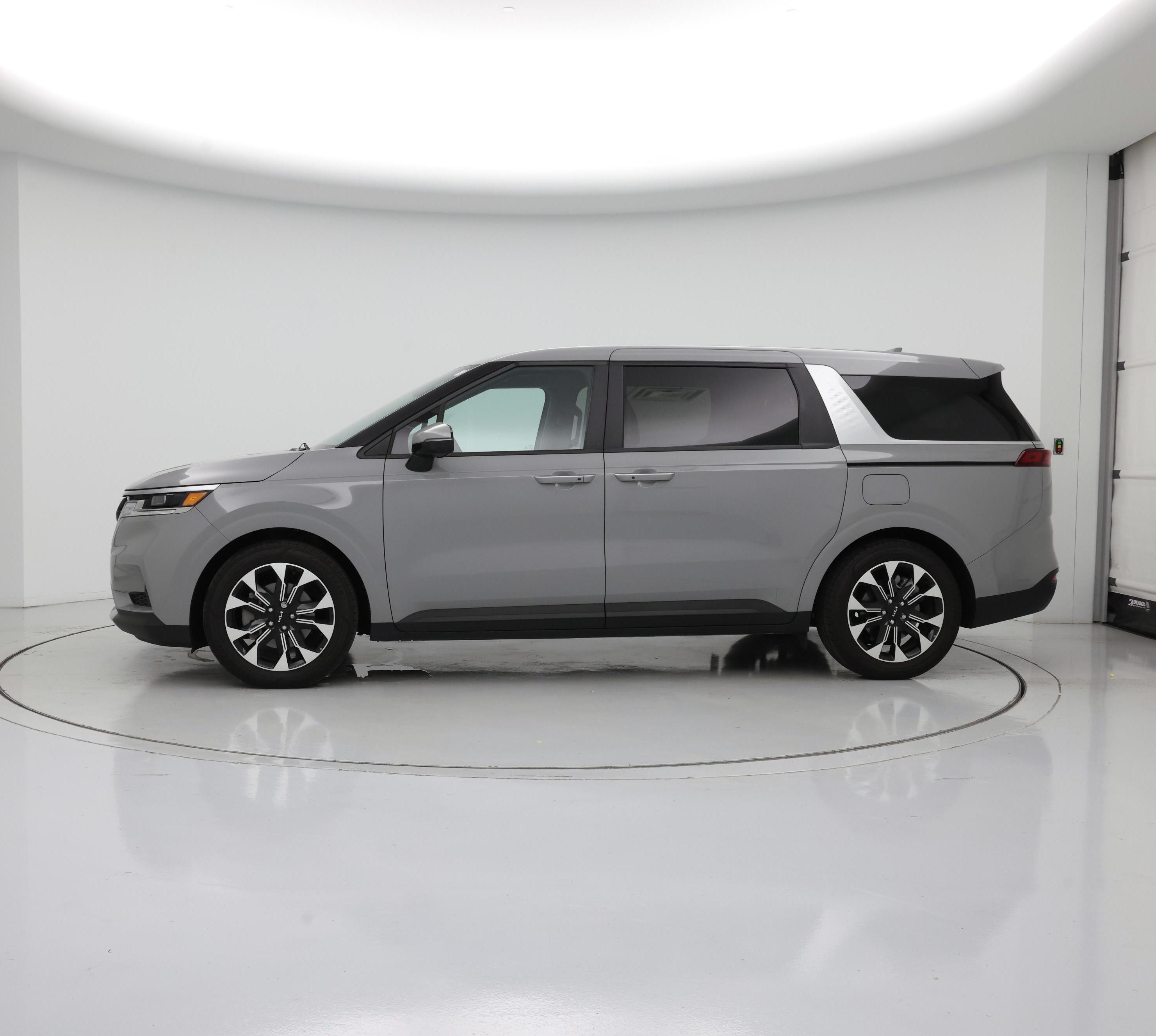Thumbnail: 2024 Kia Carnival - 3