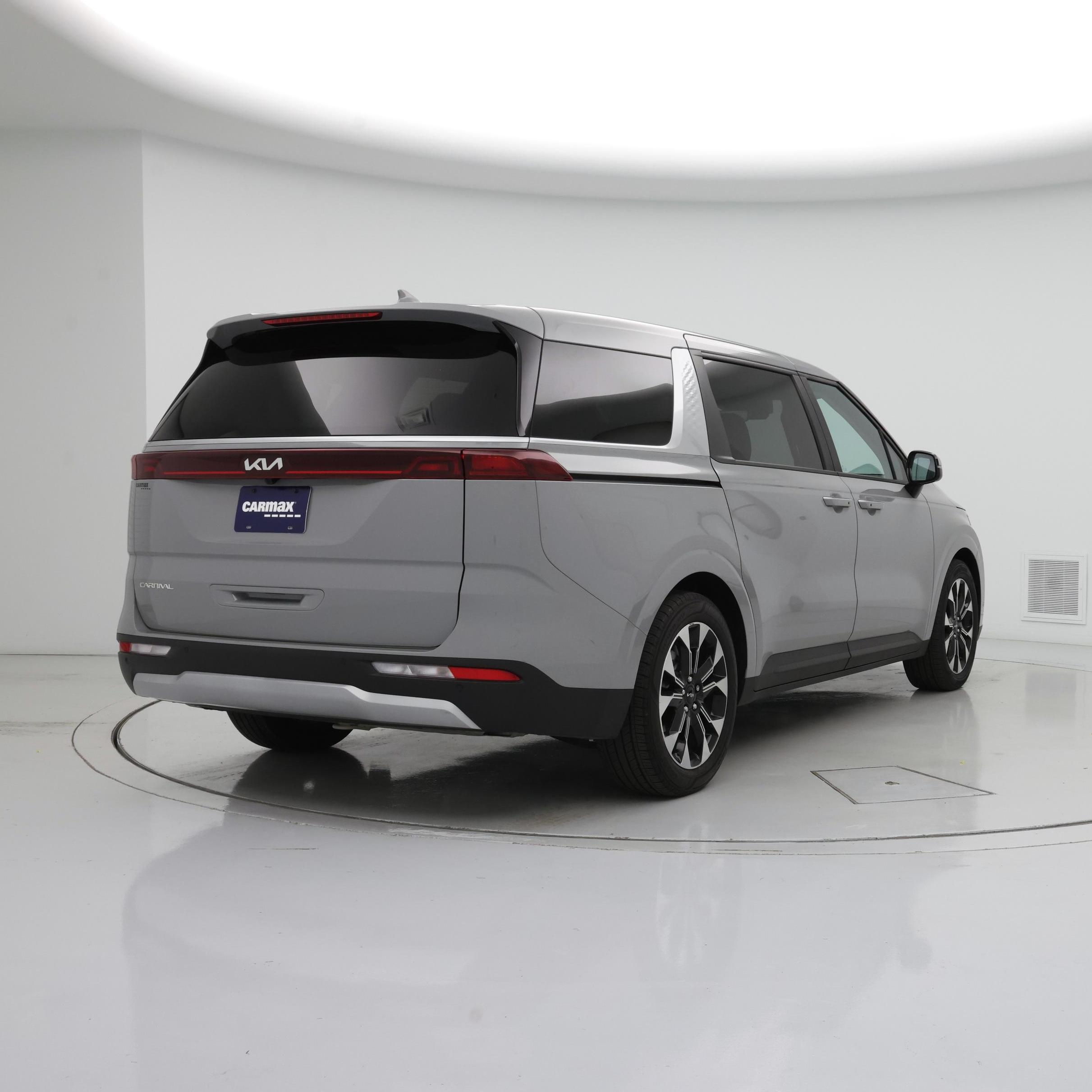 Thumbnail: 2024 Kia Carnival - 8
