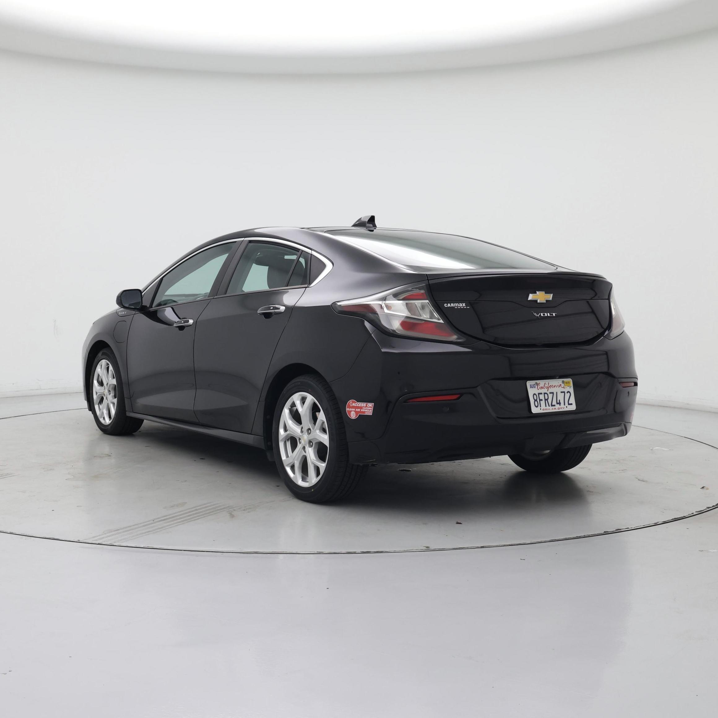 Thumbnail: 2018 Chevrolet Volt - 2