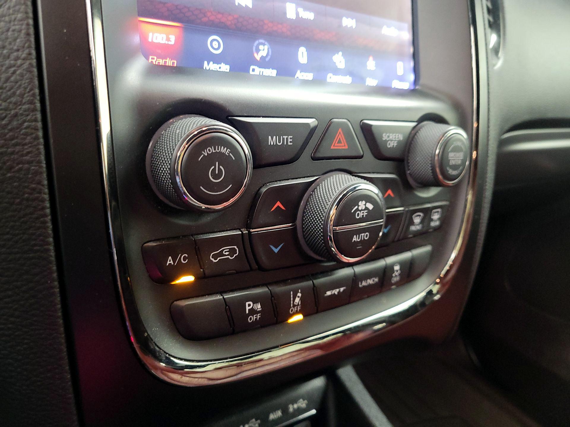 Thumbnail: 2018 Dodge Durango - 16