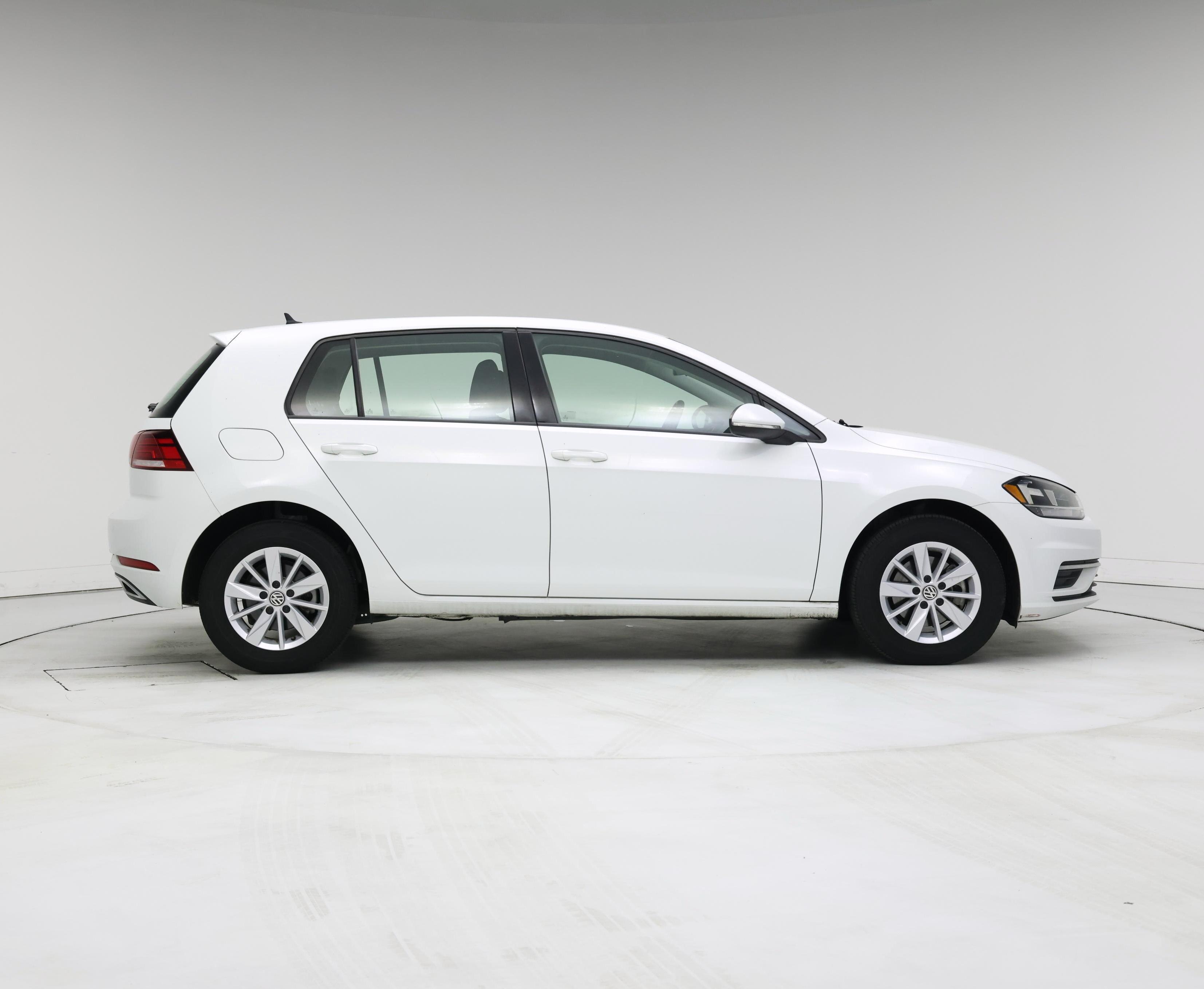 Thumbnail: 2019 Volkswagen Golf - 7