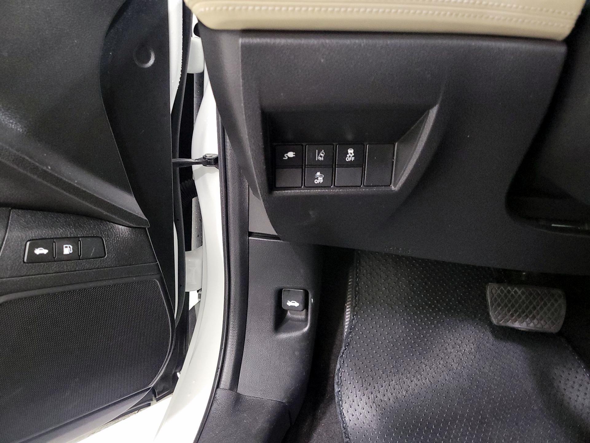 Thumbnail: 2018 Honda Clarity - 13