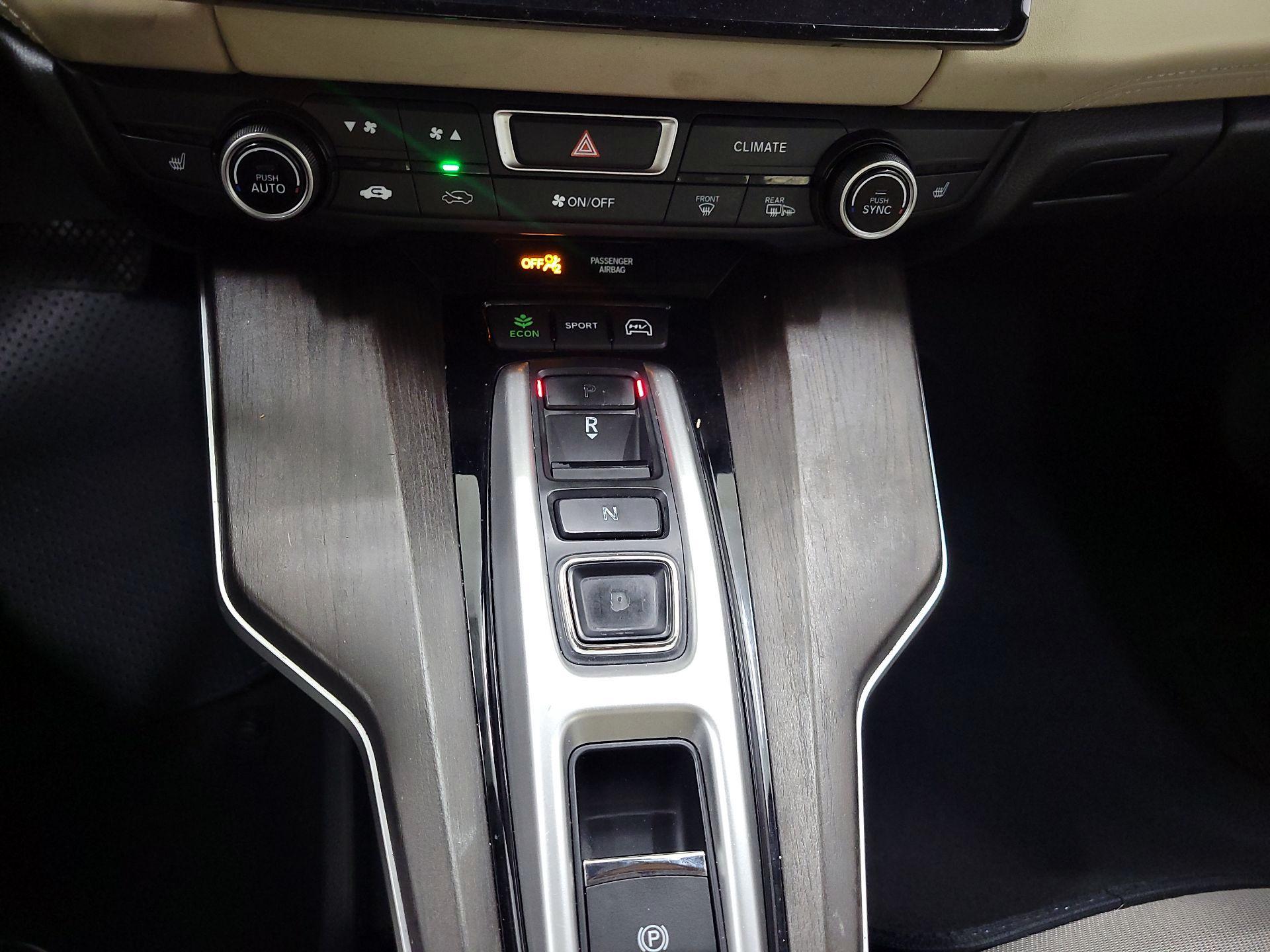 Thumbnail: 2018 Honda Clarity - 17