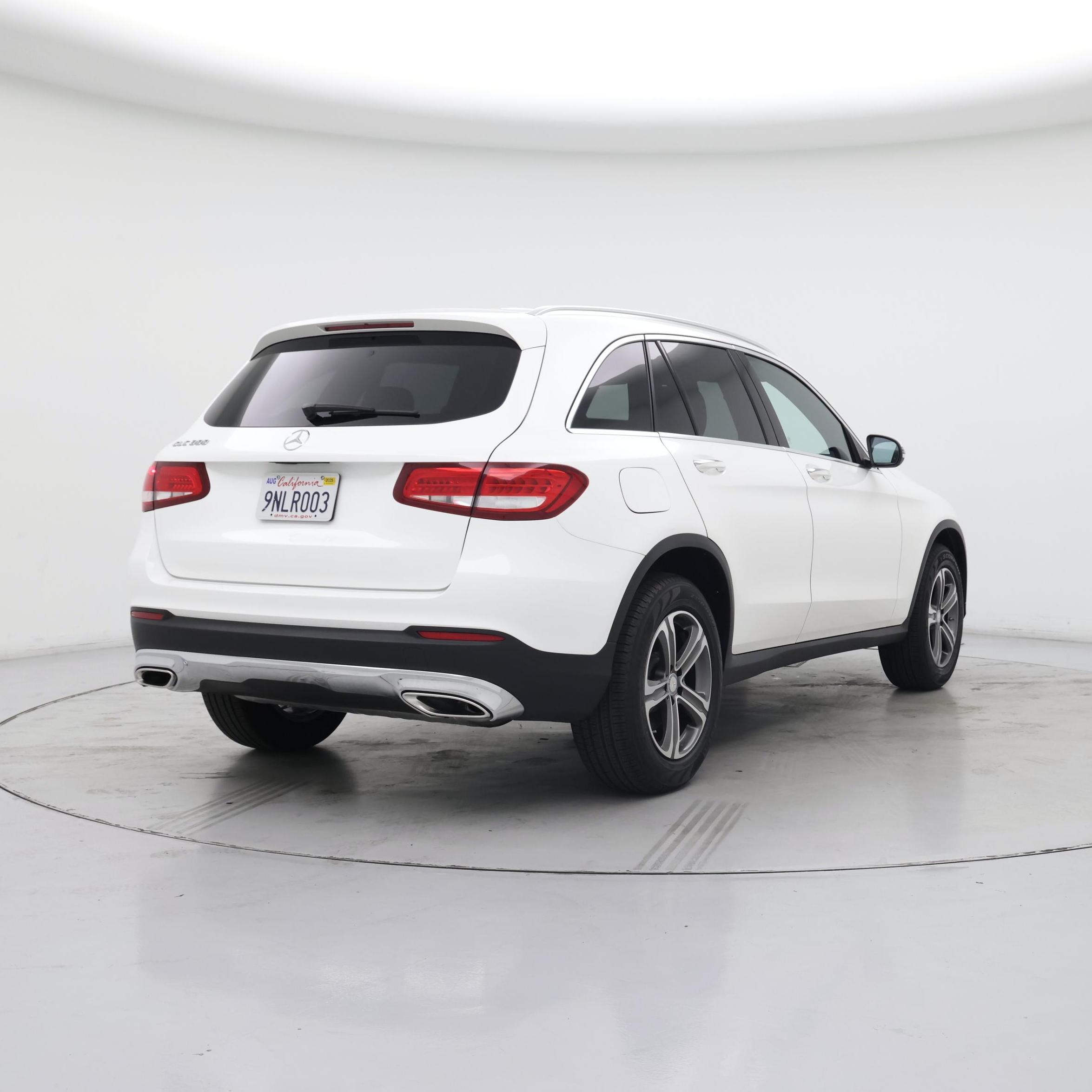 Thumbnail: 2017 Mercedes-Benz GLC - 8