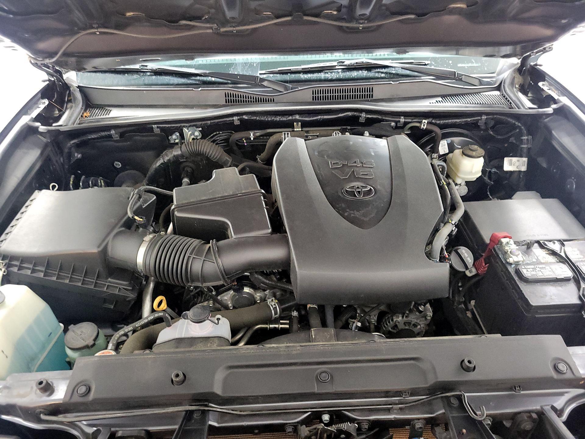 Thumbnail: 2021 Toyota Tacoma - 19