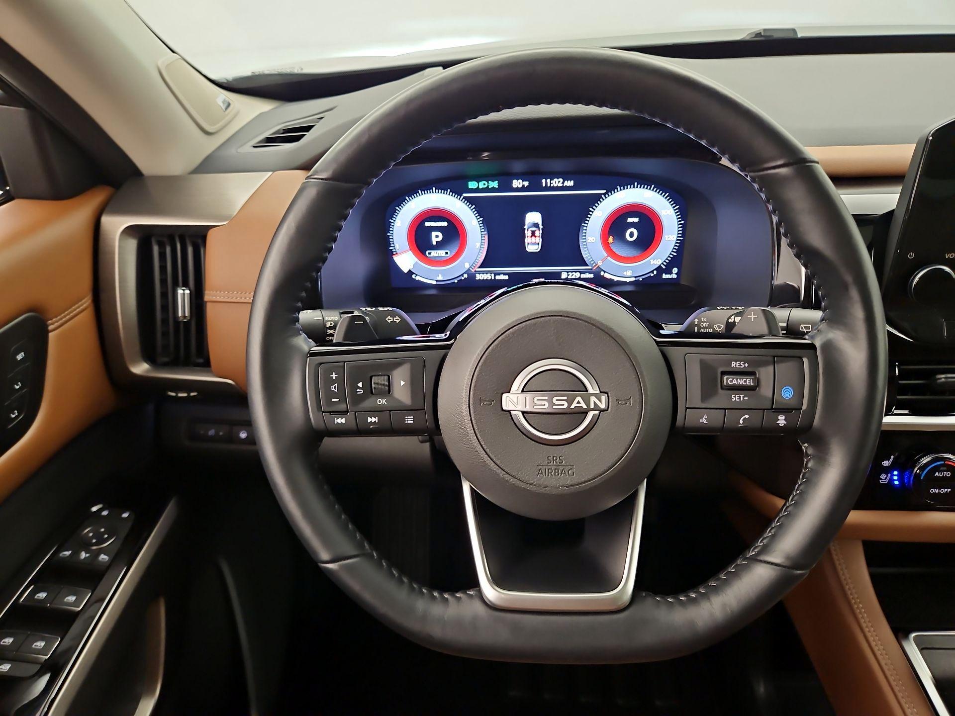 Thumbnail: 2022 Nissan Pathfinder - 10