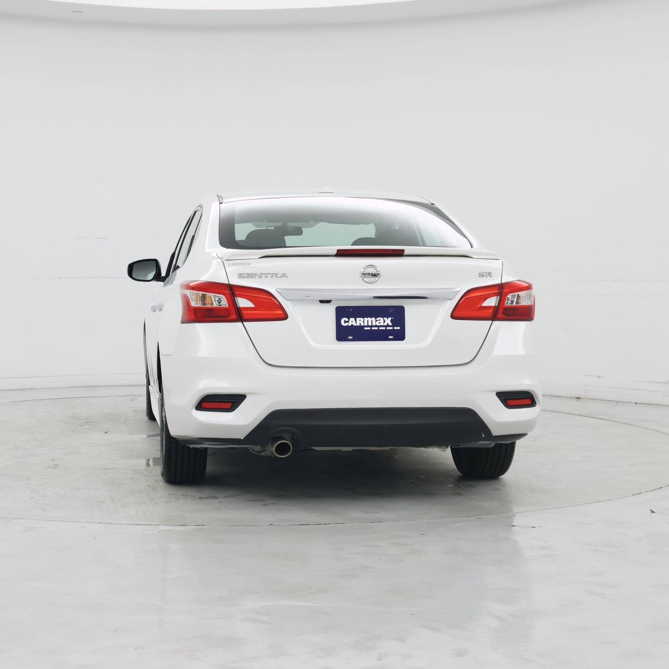 Thumbnail: 2017 Nissan Sentra - 6
