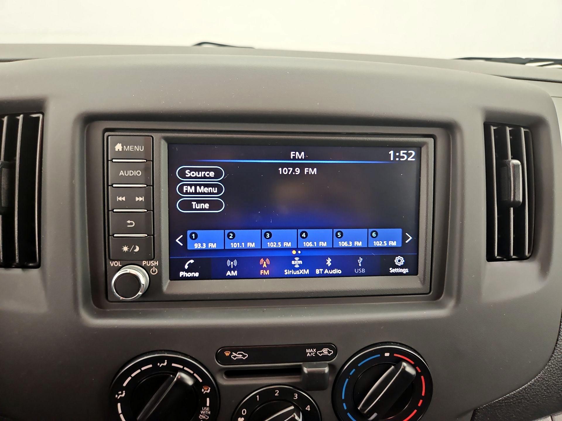 Thumbnail: 2021 Nissan NV200 - 15