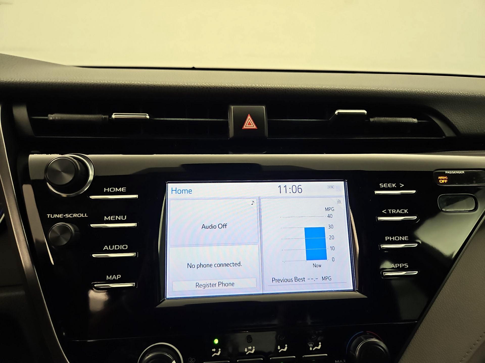 Thumbnail: 2019 Toyota Camry - 15