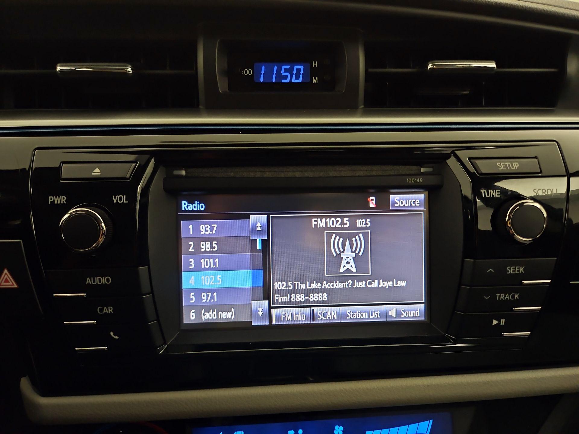 Thumbnail: 2014 Toyota Corolla - 15