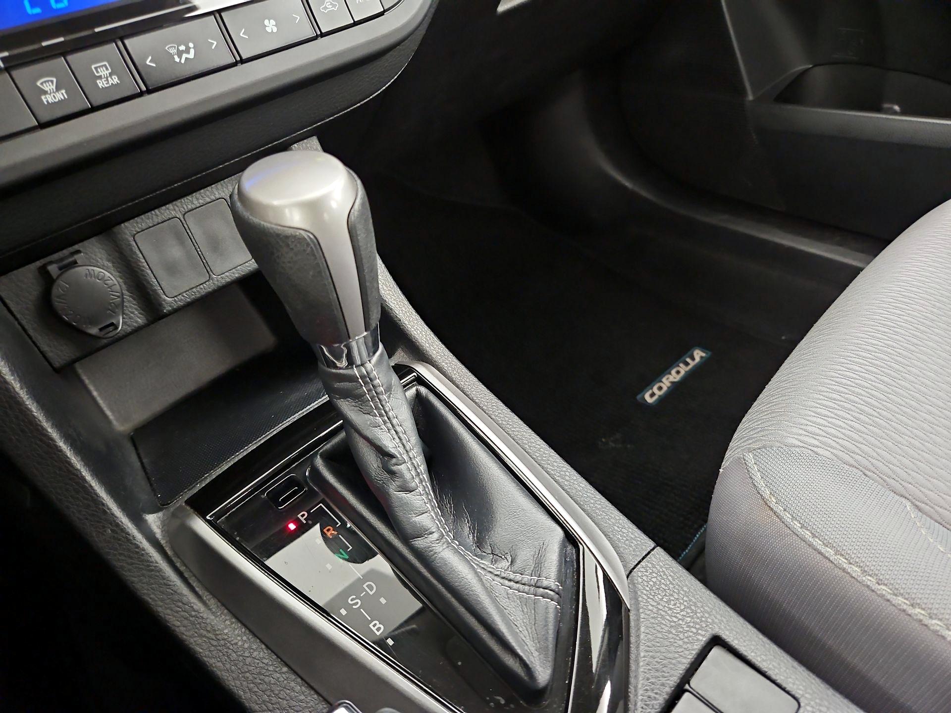 Thumbnail: 2014 Toyota Corolla - 17