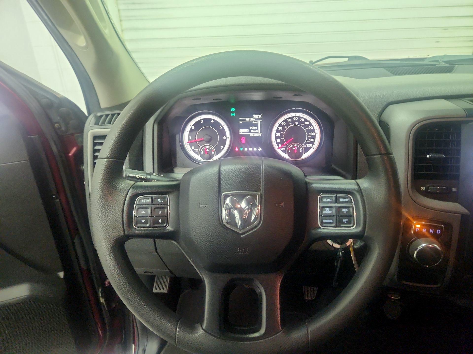 Thumbnail: 2019 RAM 1500 Classic - 10