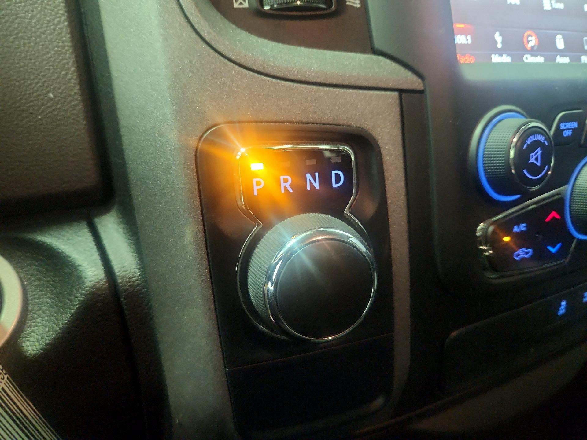 Thumbnail: 2019 RAM 1500 Classic - 17