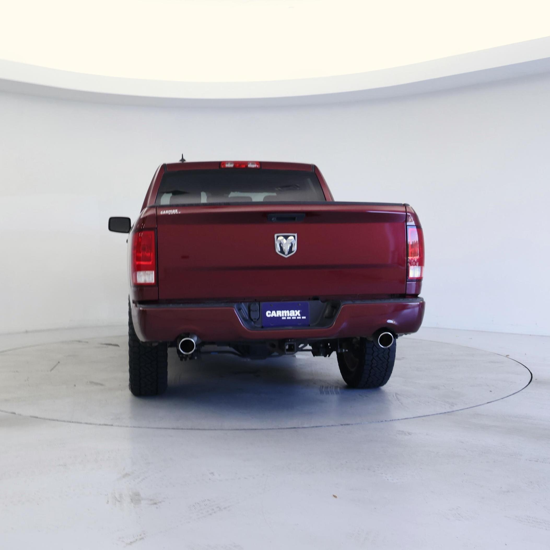 Thumbnail: 2019 RAM 1500 Classic - 6