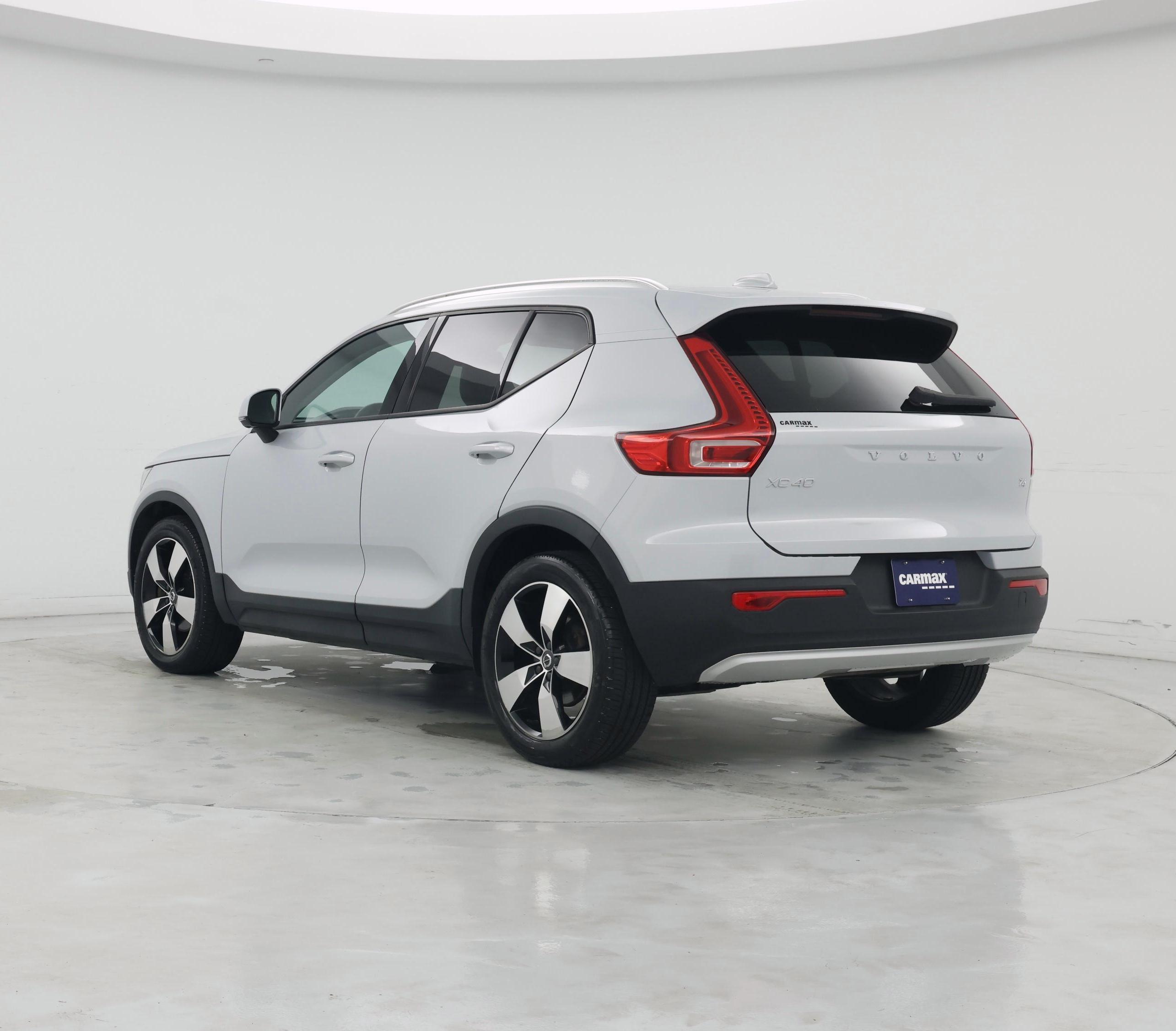Thumbnail: 2020 Volvo XC40 - 2