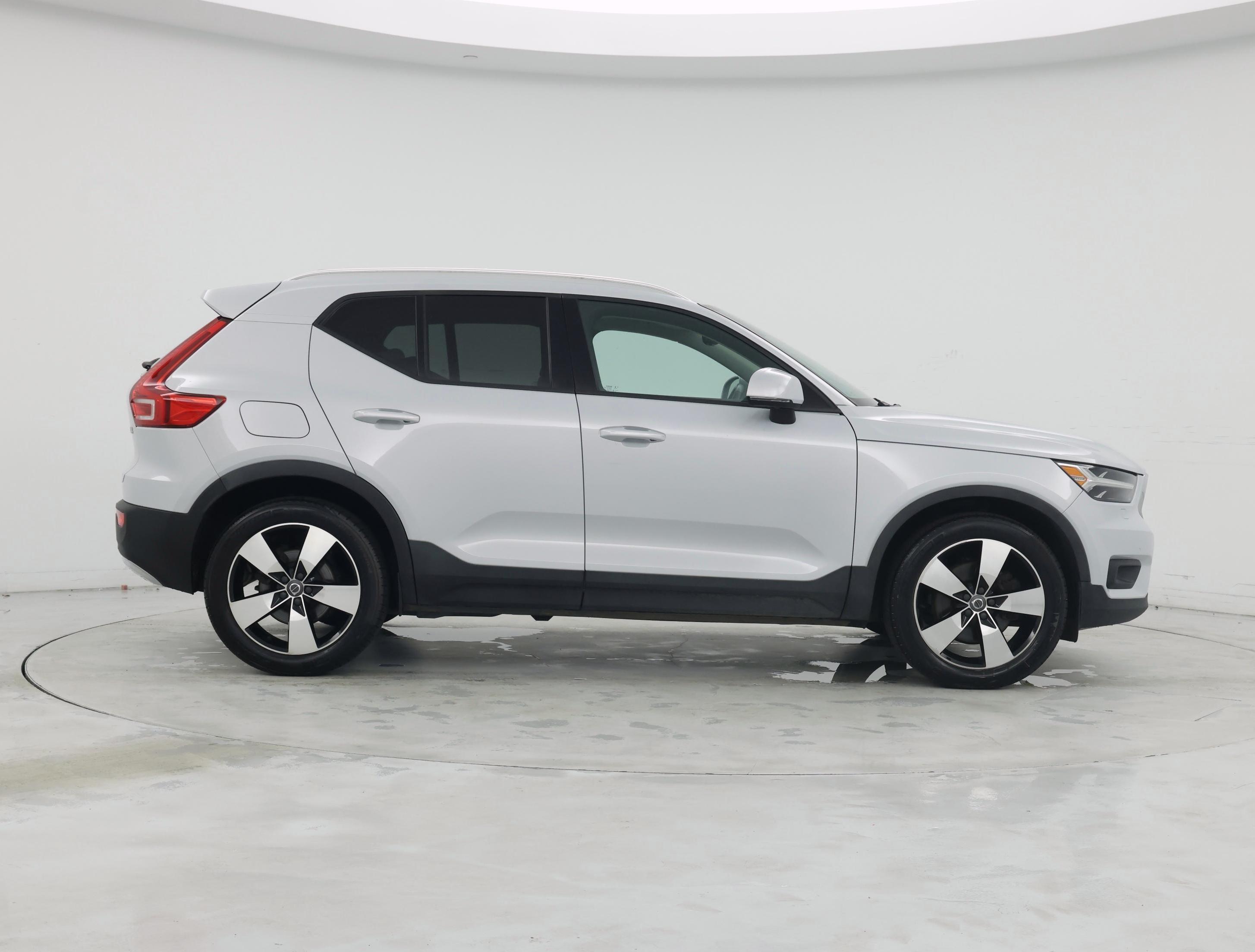 Thumbnail: 2020 Volvo XC40 - 7