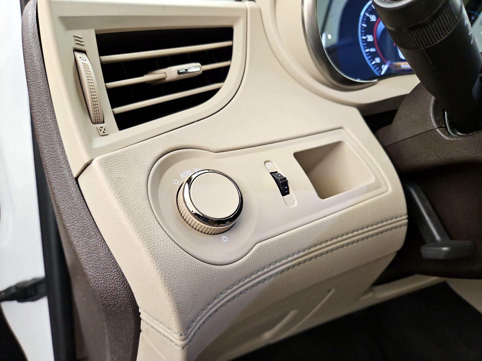 Thumbnail: 2014 Buick LaCrosse - 13