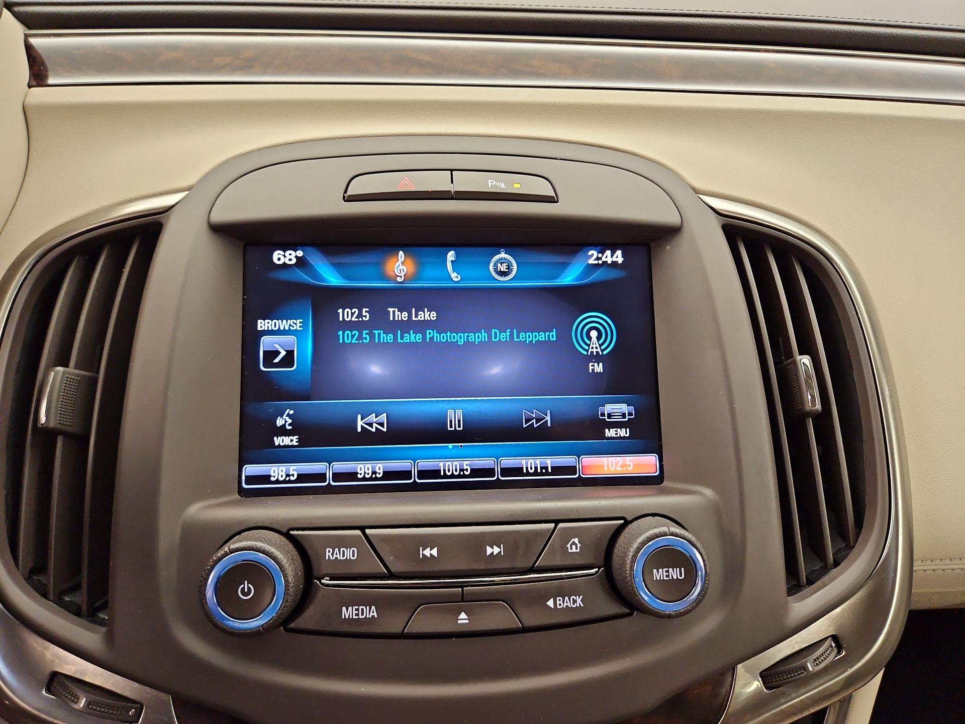 Thumbnail: 2014 Buick LaCrosse - 16