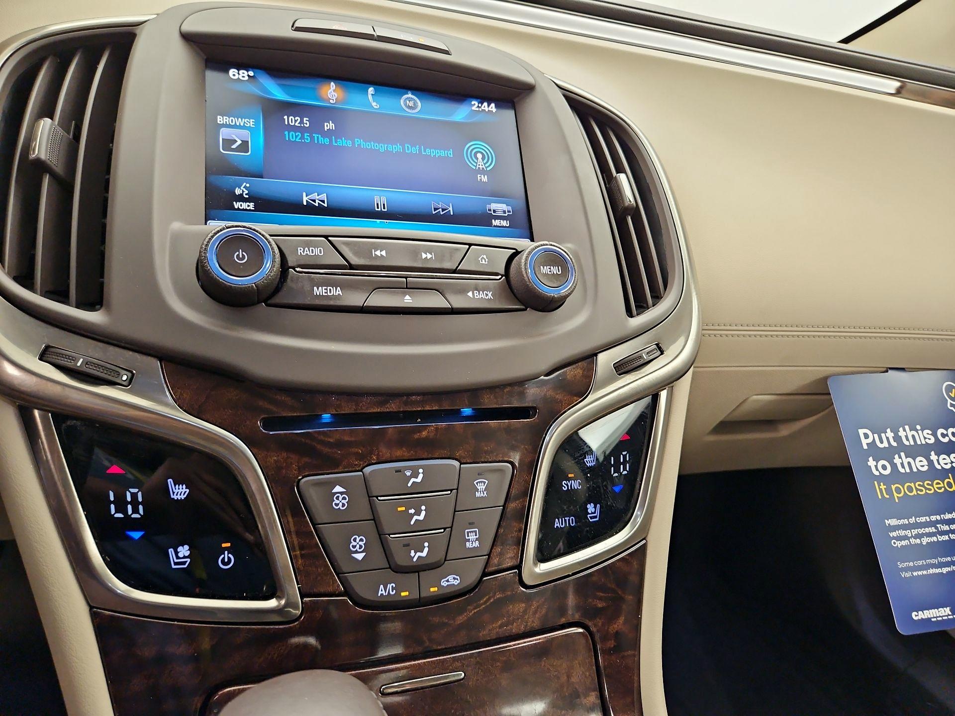 Thumbnail: 2014 Buick LaCrosse - 17