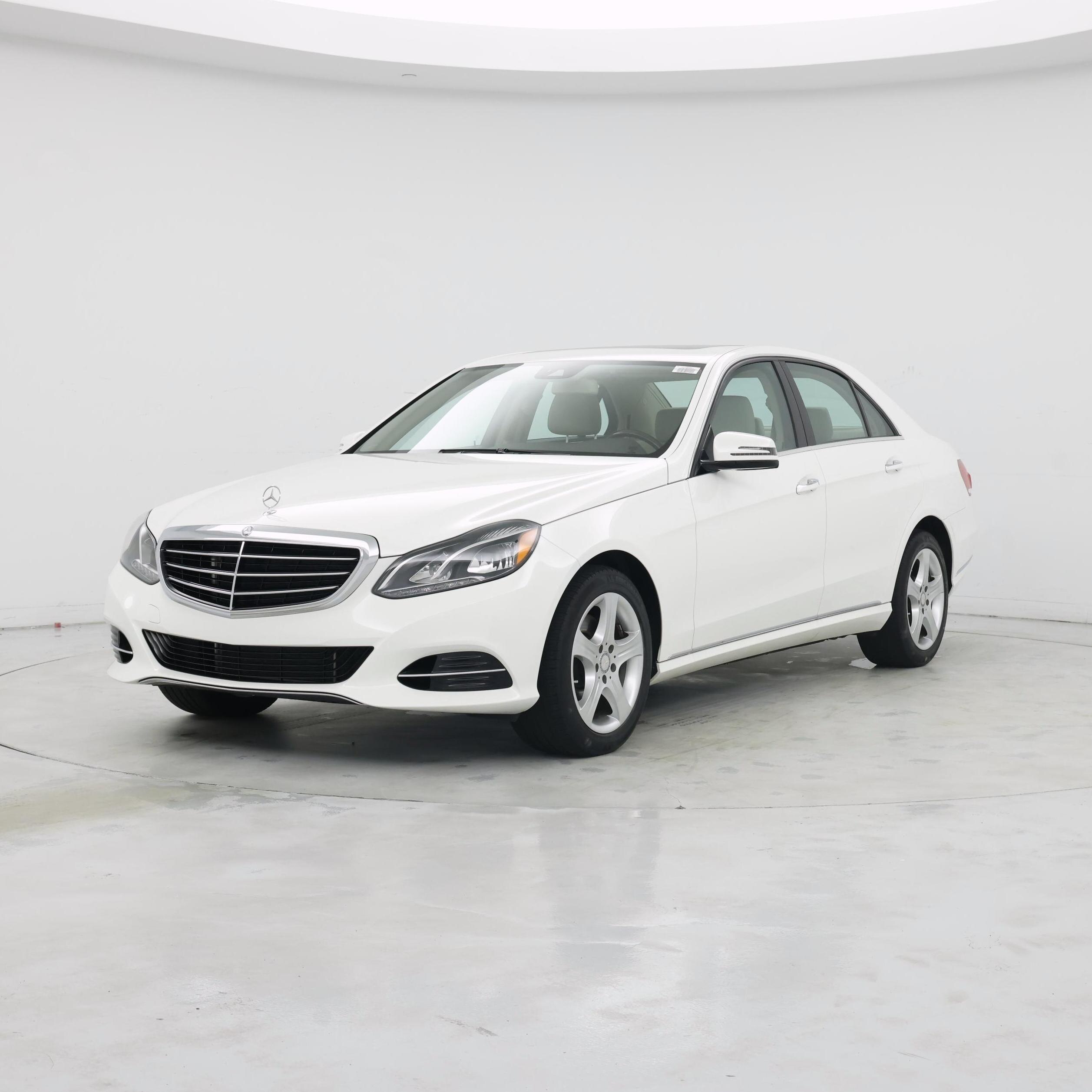 Thumbnail: 2014 Mercedes-Benz E-Class - 4