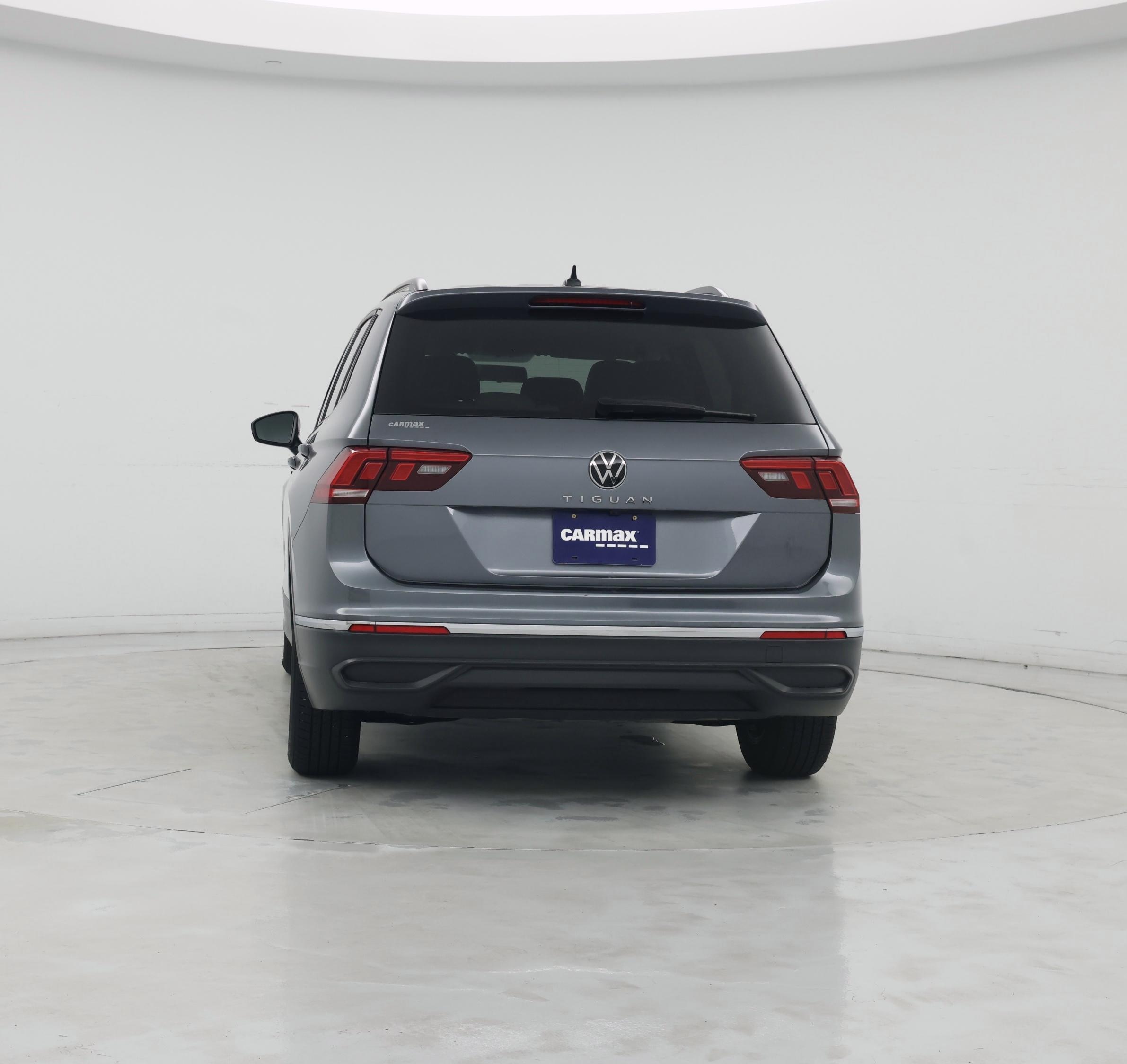 Thumbnail: 2022 Volkswagen Tiguan - 6