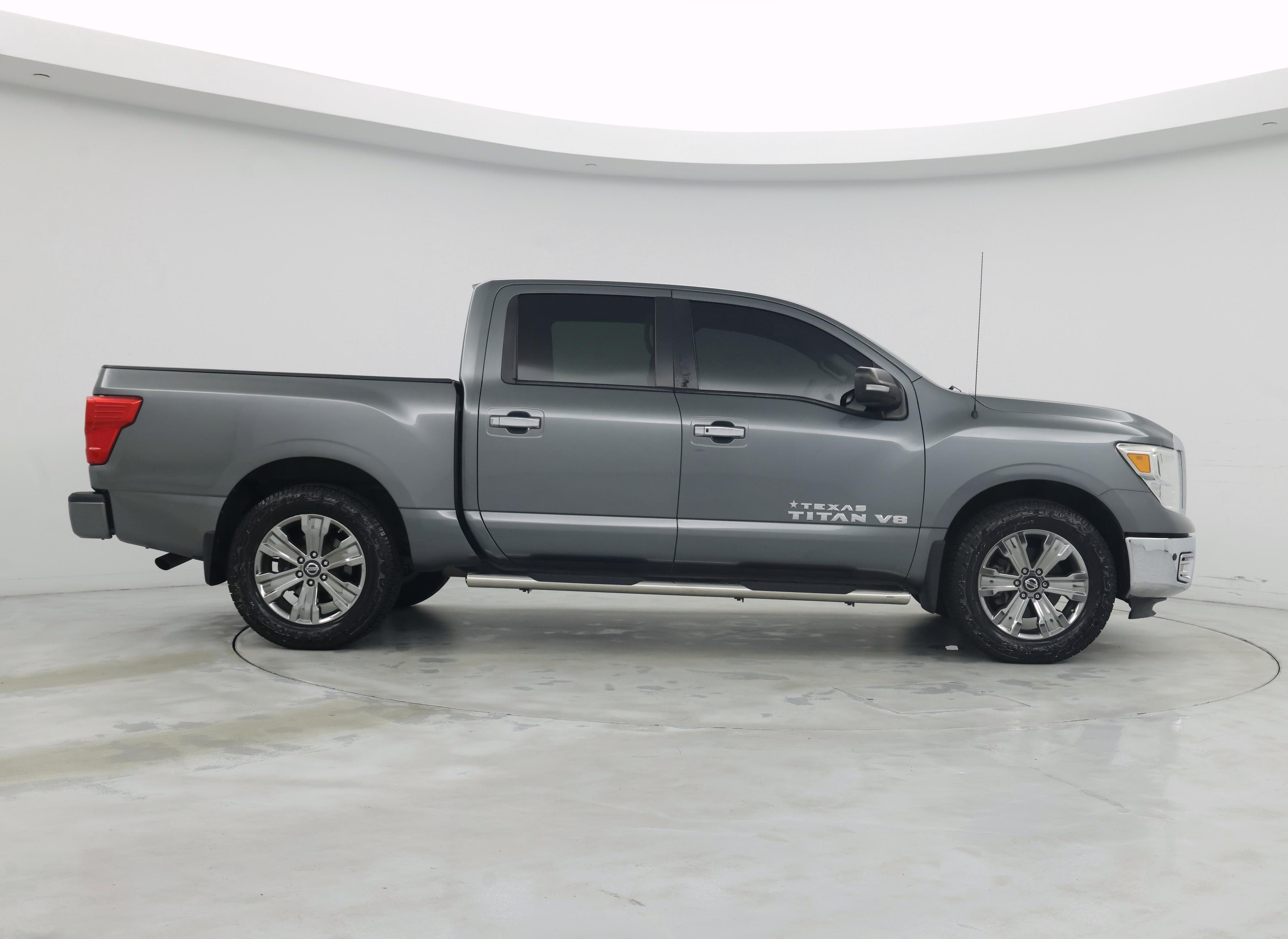 Thumbnail: 2018 Nissan Titan - 7