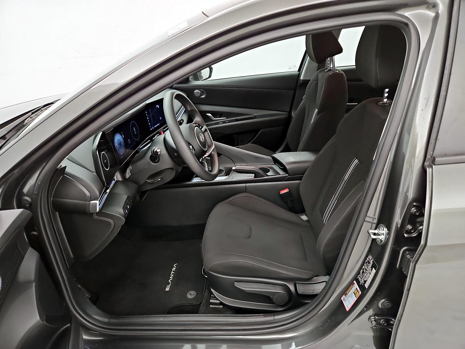 Thumbnail: 2024 Hyundai Elantra - 11