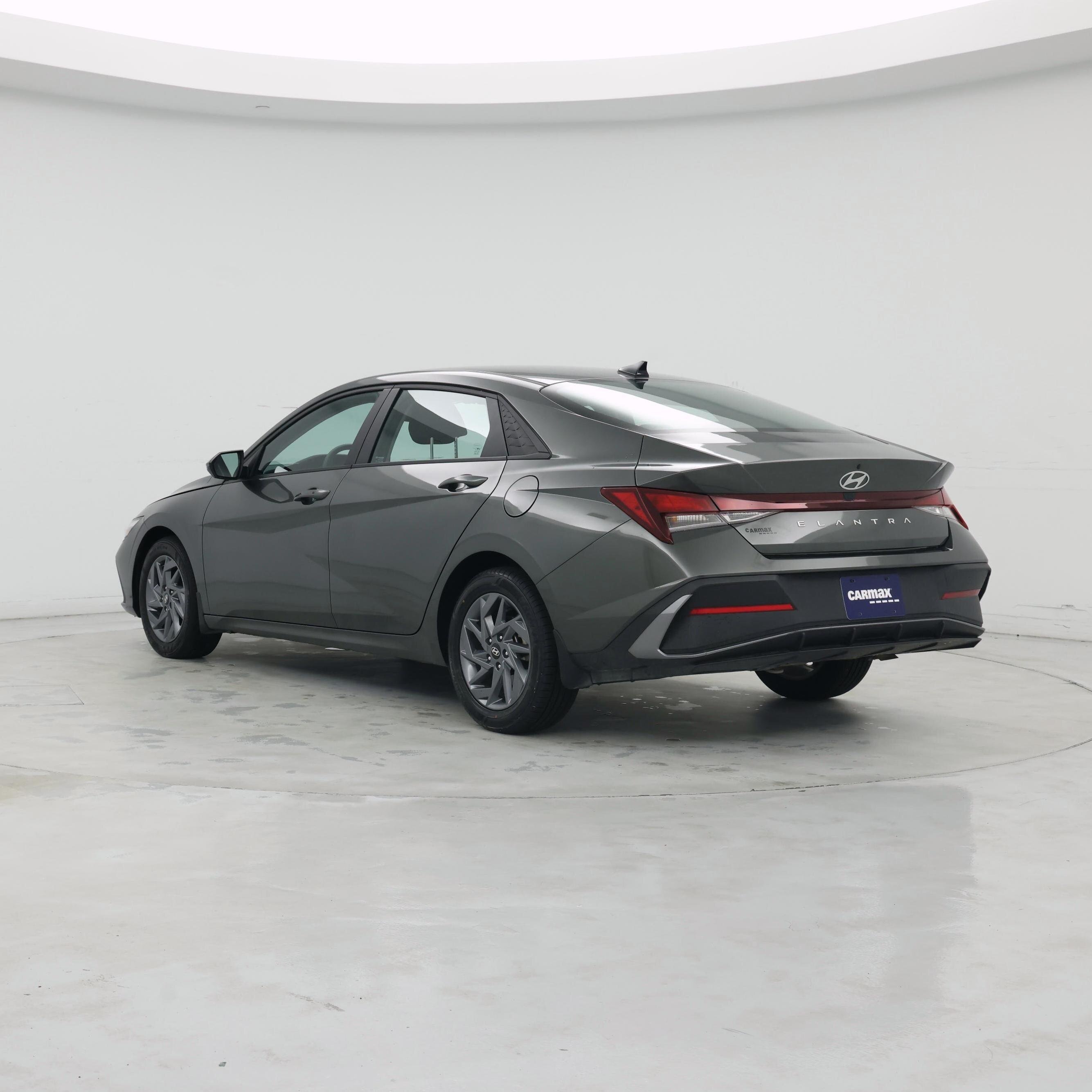 Thumbnail: 2024 Hyundai Elantra - 2