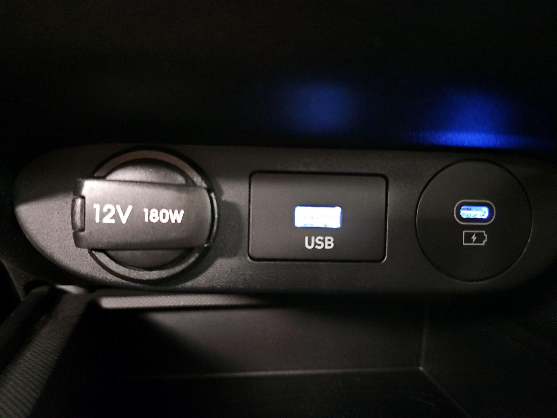 Thumbnail: 2024 Hyundai Elantra - 19