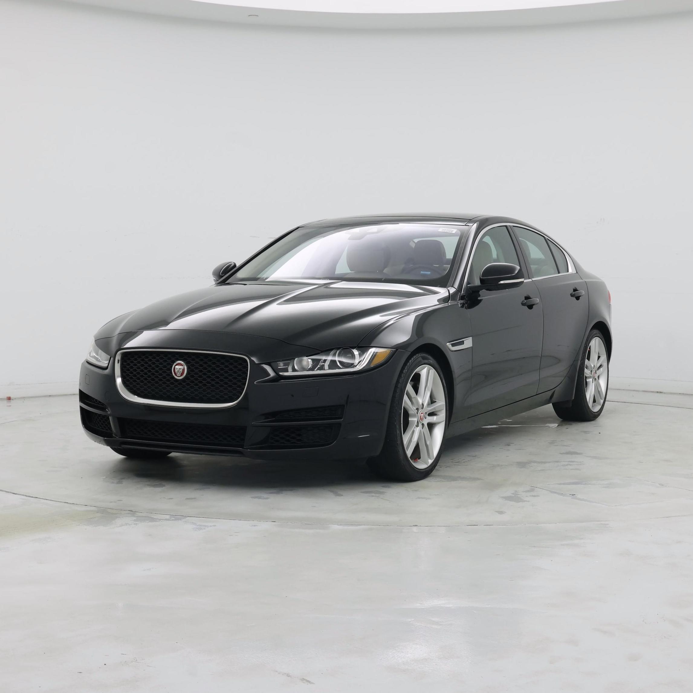 Thumbnail: 2018 Jaguar XE - 4